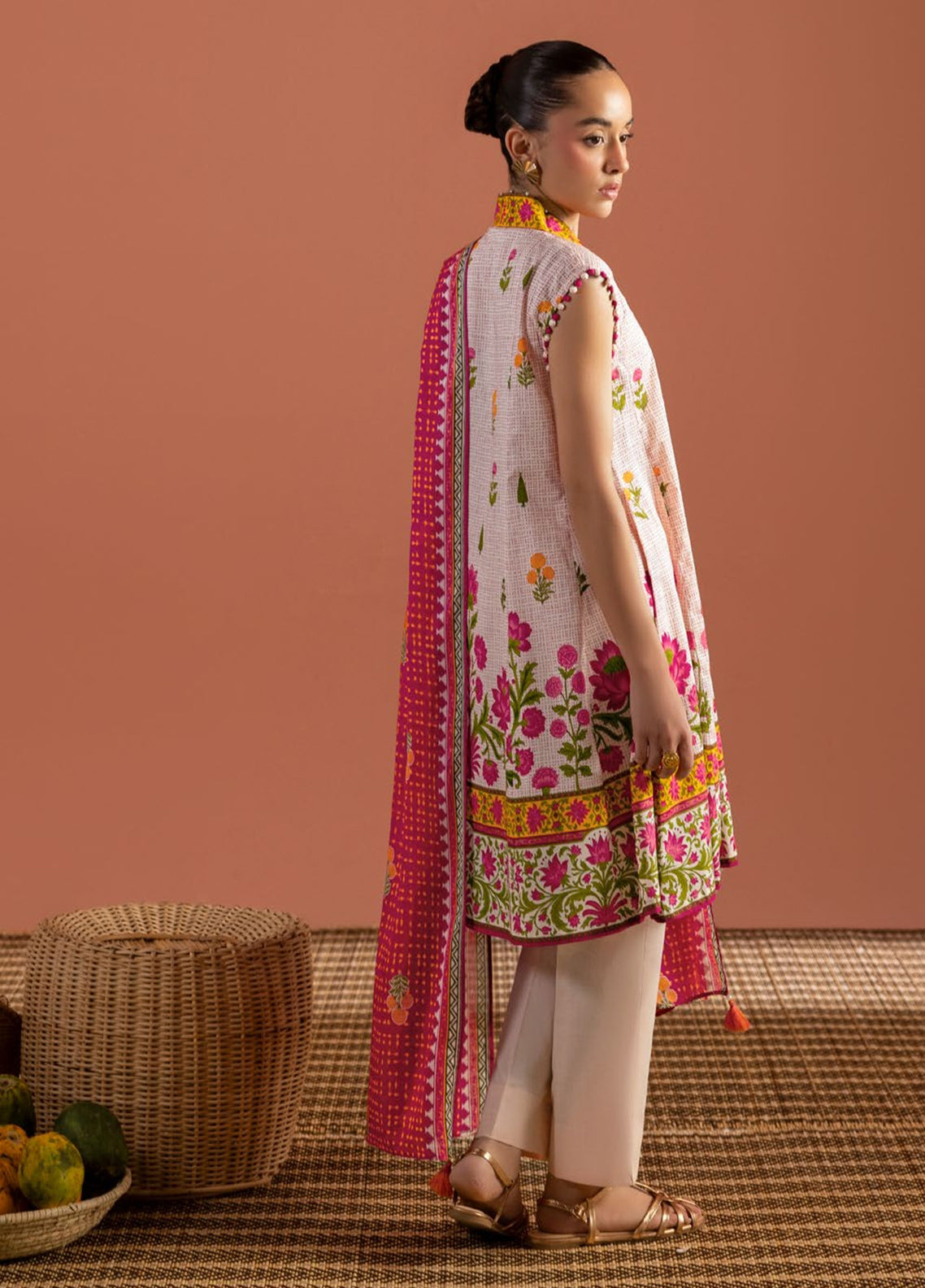 Bagheecha By Gul Ahmed Printed Lawn 3 Piece Unstitched Suit GA26BS D-CL-62408 Bagheecha By Gul Ahmed Printed Lawn 3 Piece Unstitched Suit GA26BS D-CL-62408