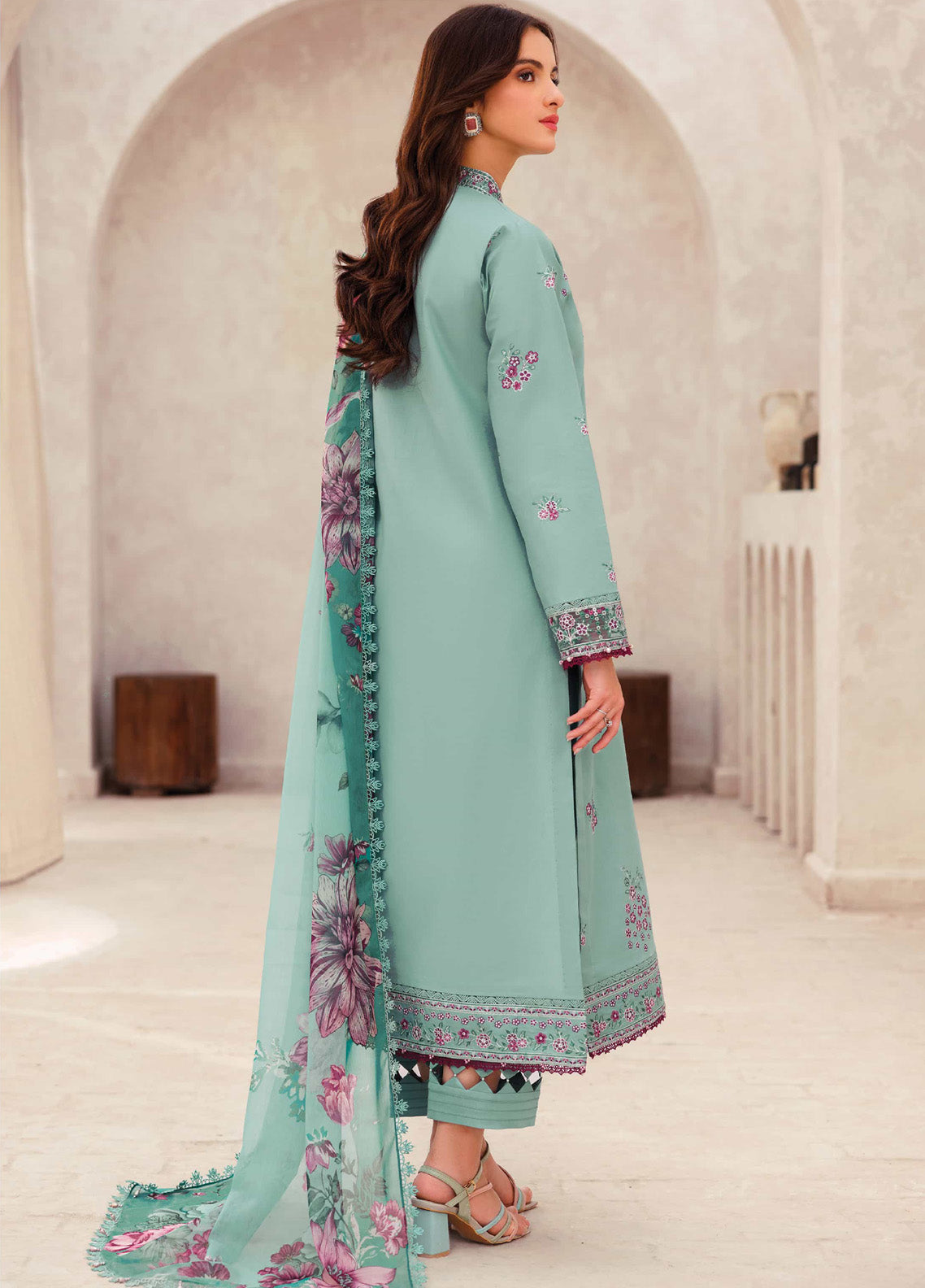 Bahar by Farasha Embroidered Lawn Suits Unstitched 3 Piece - FSH25B 08 CYAN WHISPER Bahar by Farasha Embroidered Lawn Suits Unstitched 3 Piece - FSH25B 08 CYAN WHISPER