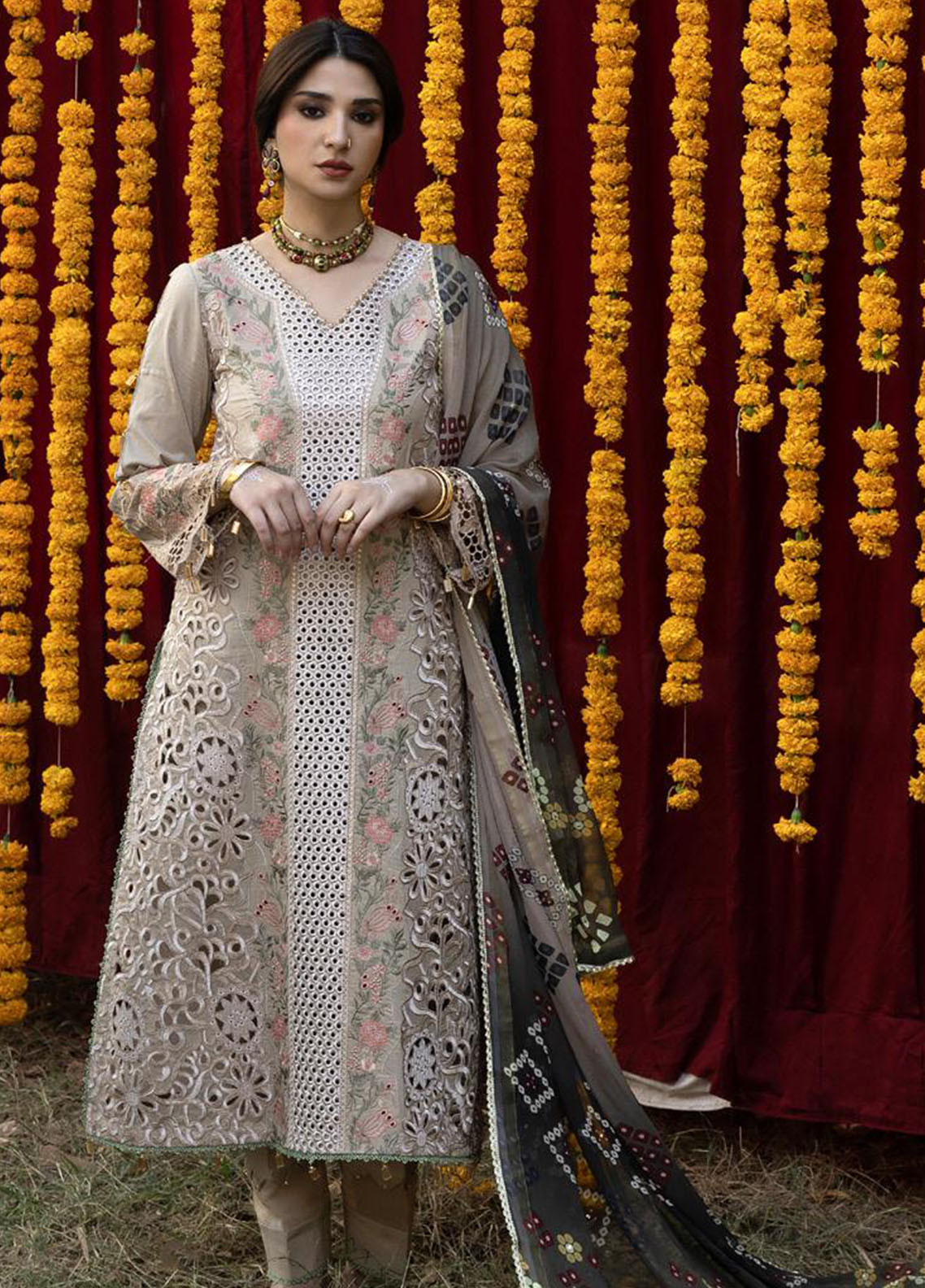Bandhani By Al Zohaib Chikankari Lawn Suits Unstitched 3 Piece - AZ26BCL BTJ-26-07 Bandhani By Al Zohaib Chikankari Lawn Suits Unstitched 3 Piece - AZ26BCL BTJ-26-07
