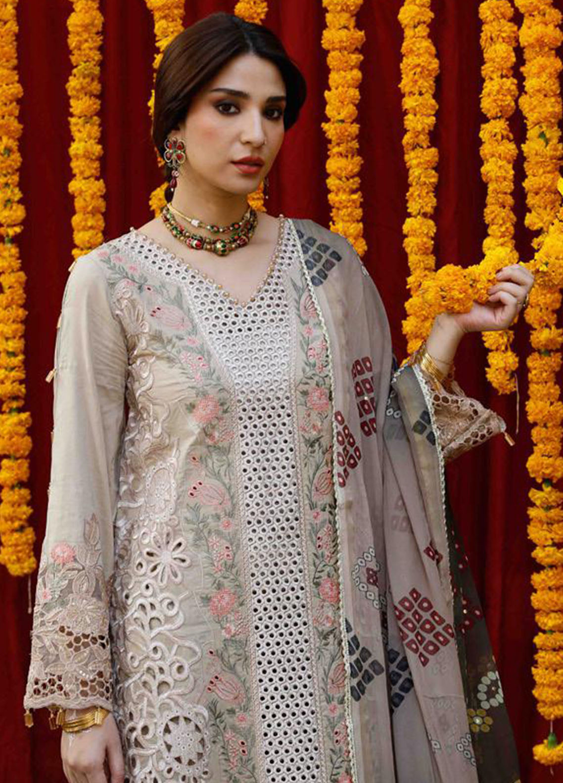 Bandhani By Al Zohaib Chikankari Lawn Suits Unstitched 3 Piece - AZ26BCL BTJ-26-07 Bandhani By Al Zohaib Chikankari Lawn Suits Unstitched 3 Piece - AZ26BCL BTJ-26-07