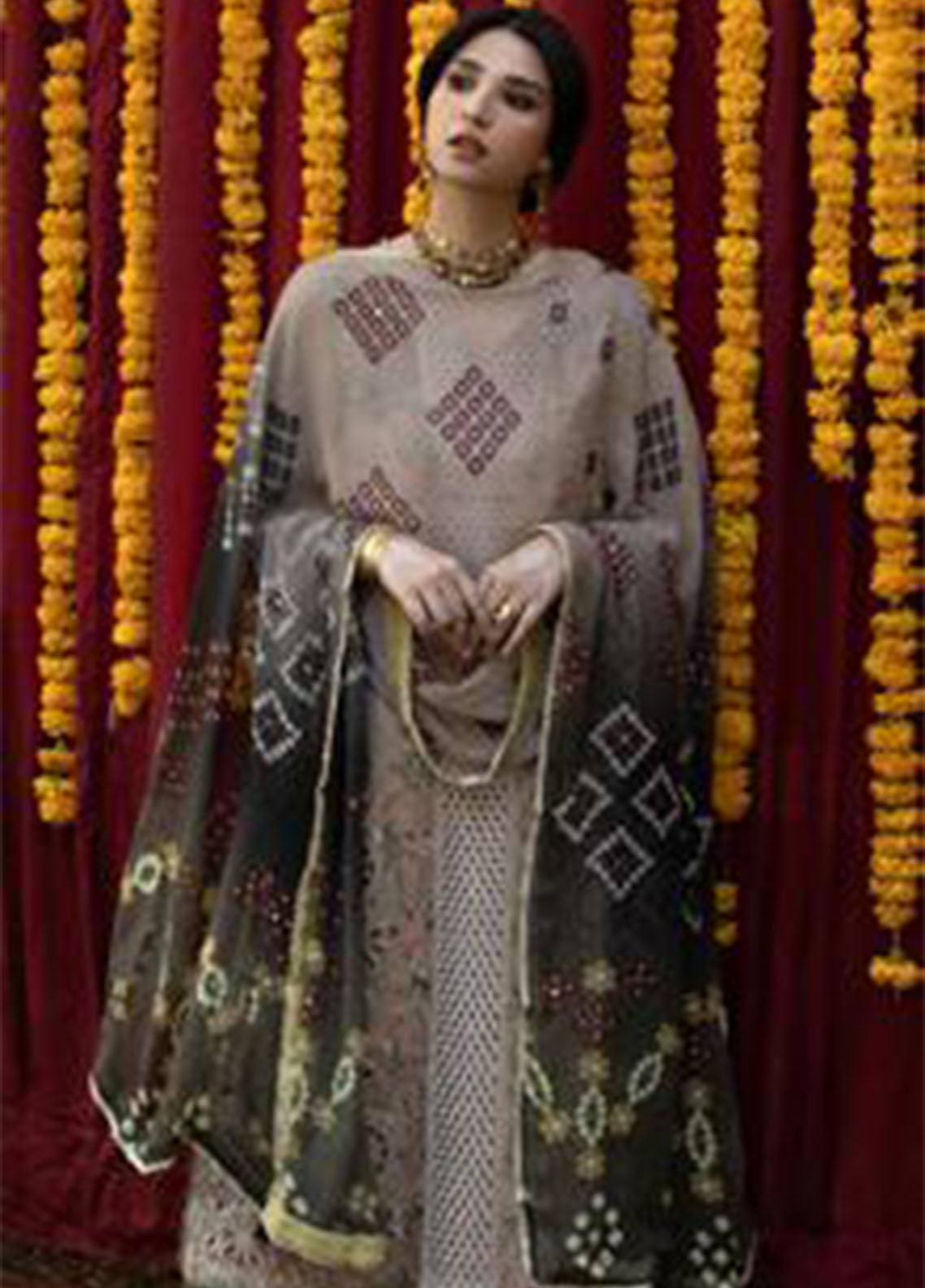 Bandhani By Al Zohaib Chikankari Lawn Suits Unstitched 3 Piece - AZ26BCL BTJ-26-07 Bandhani By Al Zohaib Chikankari Lawn Suits Unstitched 3 Piece - AZ26BCL BTJ-26-07