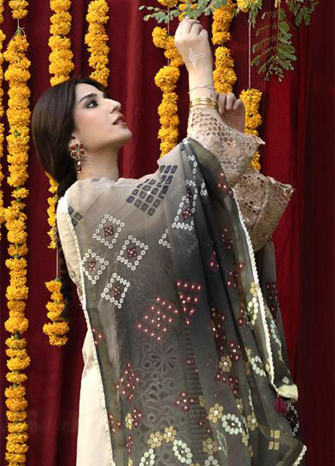 Bandhani By Al Zohaib Chikankari Lawn Suits Unstitched 3 Piece - AZ26BCL BTJ-26-07 Bandhani By Al Zohaib Chikankari Lawn Suits Unstitched 3 Piece - AZ26BCL BTJ-26-07