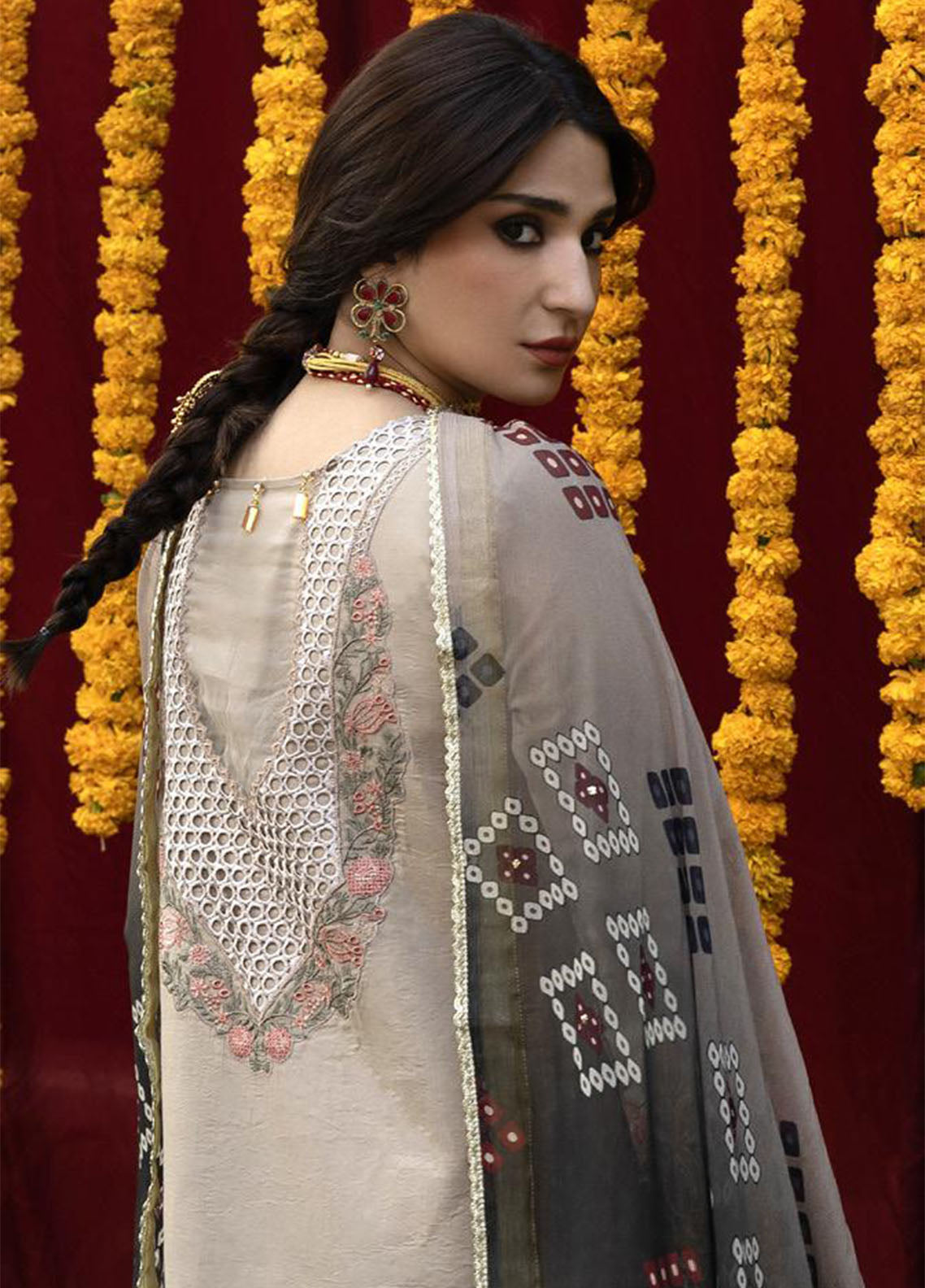 Bandhani By Al Zohaib Chikankari Lawn Suits Unstitched 3 Piece - AZ26BCL BTJ-26-07 Bandhani By Al Zohaib Chikankari Lawn Suits Unstitched 3 Piece - AZ26BCL BTJ-26-07