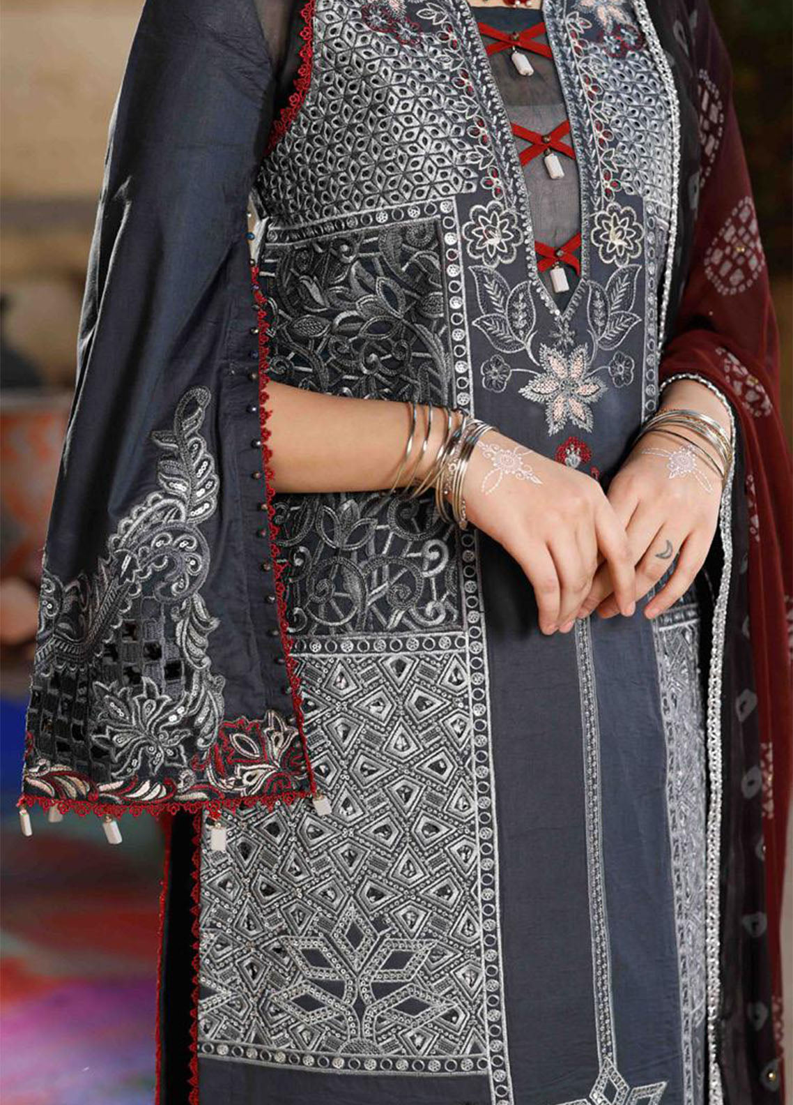 Bandhani By Al Zohaib Chikankari Lawn Suits Unstitched 3 Piece - AZ26BCL BTJ-26-10 Bandhani By Al Zohaib Chikankari Lawn Suits Unstitched 3 Piece - AZ26BCL BTJ-26-10