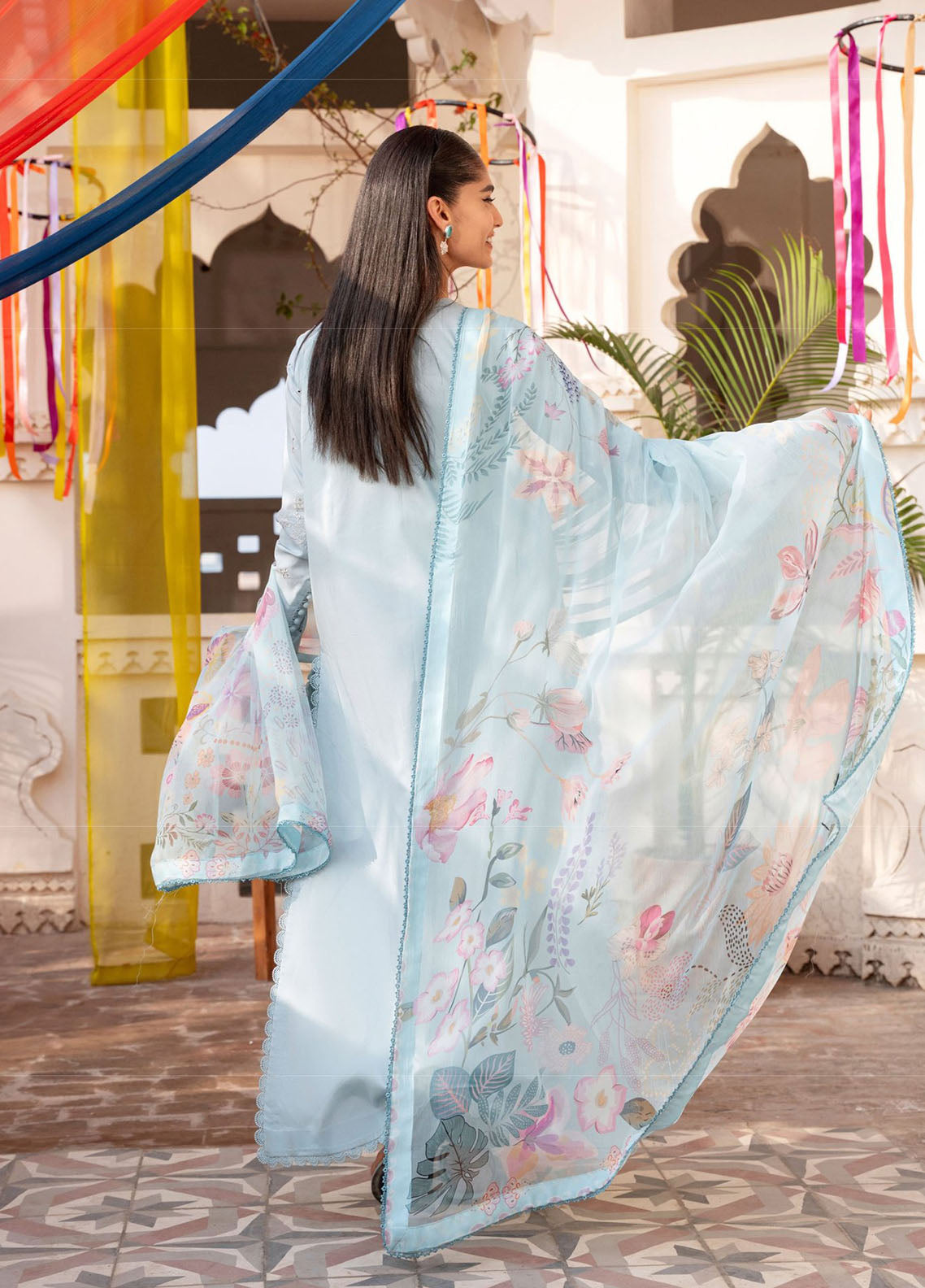 Basant By Florent Embroidered Lawn 3 Piece Unstitched Suit FL26BS FBC-4B Basant By Florent Embroidered Lawn 3 Piece Unstitched Suit FL26BS FBC-4B