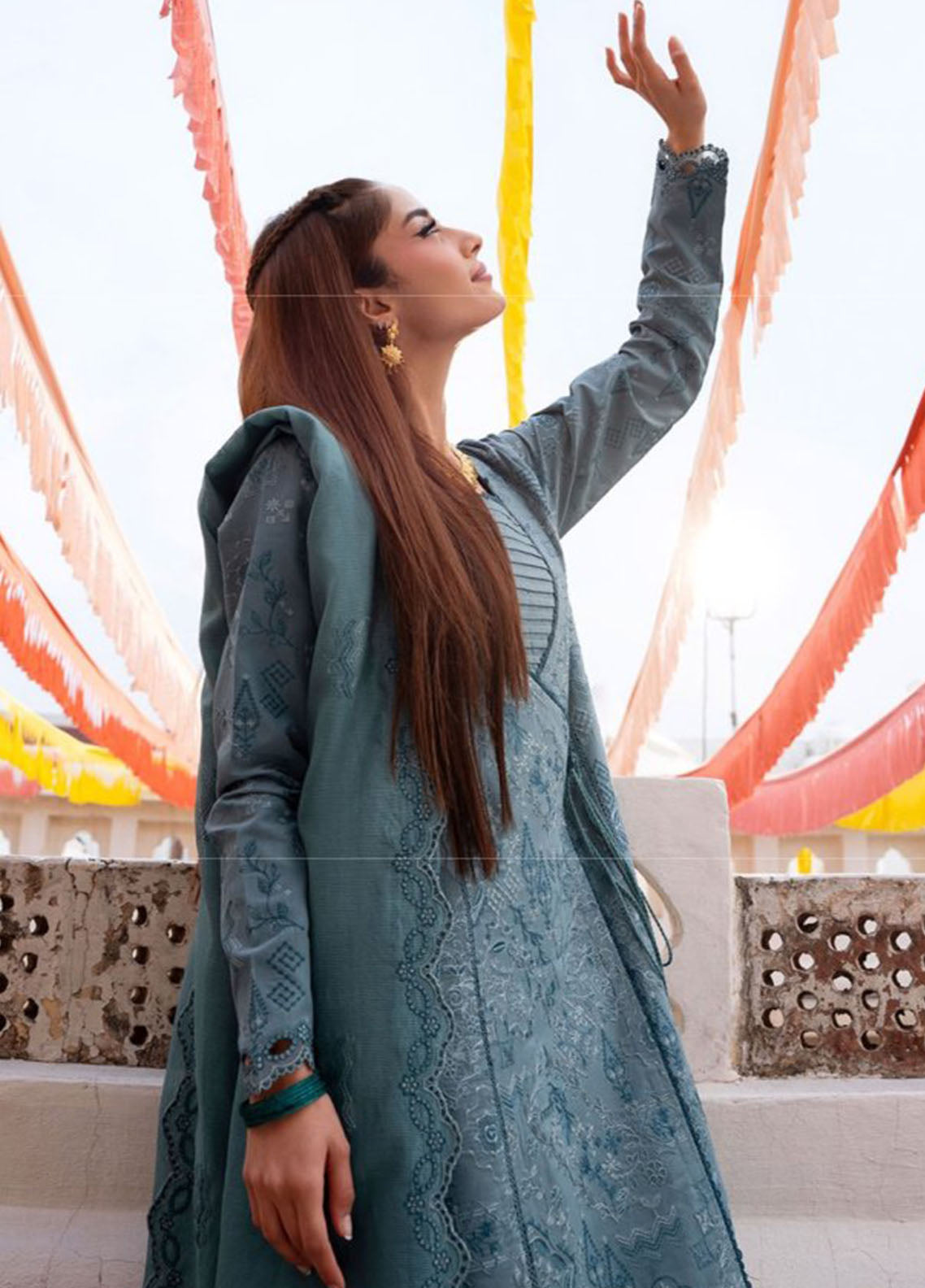 Basant By Florent Embroidered Lawn 3 Piece Unstitched Suit FL26BS FBC-6B Basant By Florent Embroidered Lawn 3 Piece Unstitched Suit FL26BS FBC-6B