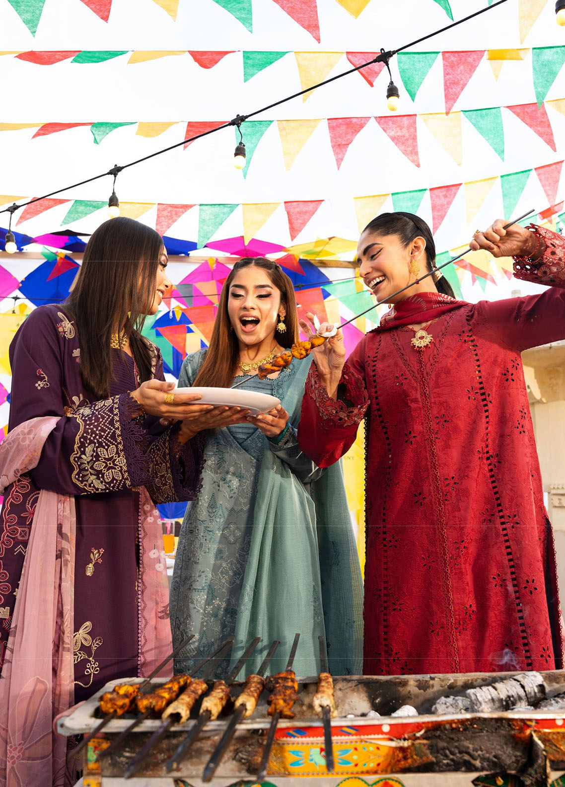 Basant By Florent Embroidered Lawn 3 Piece Unstitched Suit FL26BS FBC-7A Basant By Florent Embroidered Lawn 3 Piece Unstitched Suit FL26BS FBC-7A
