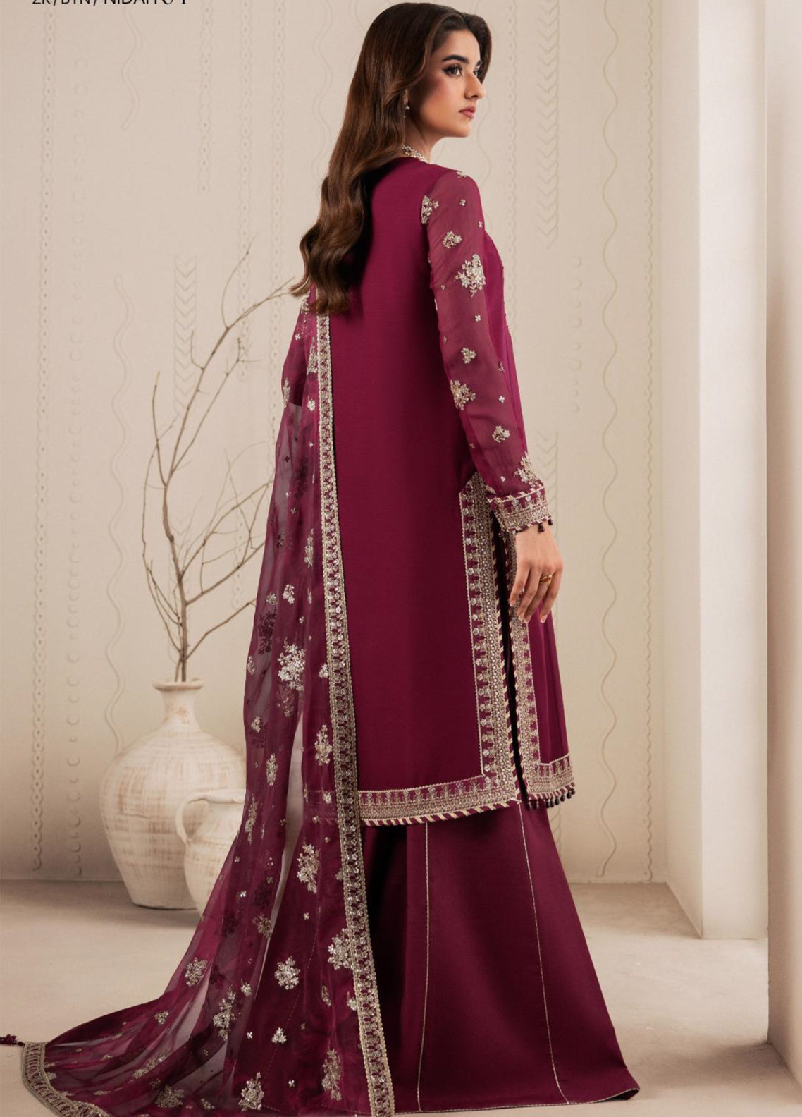 Bayaan By Zarif Embroidered Chiffon 3 Piece Unstitched Suit ZF26BCE D-04 NIDAH Bayaan By Zarif Embroidered Chiffon 3 Piece Unstitched Suit ZF26BCE D-04 NIDAH