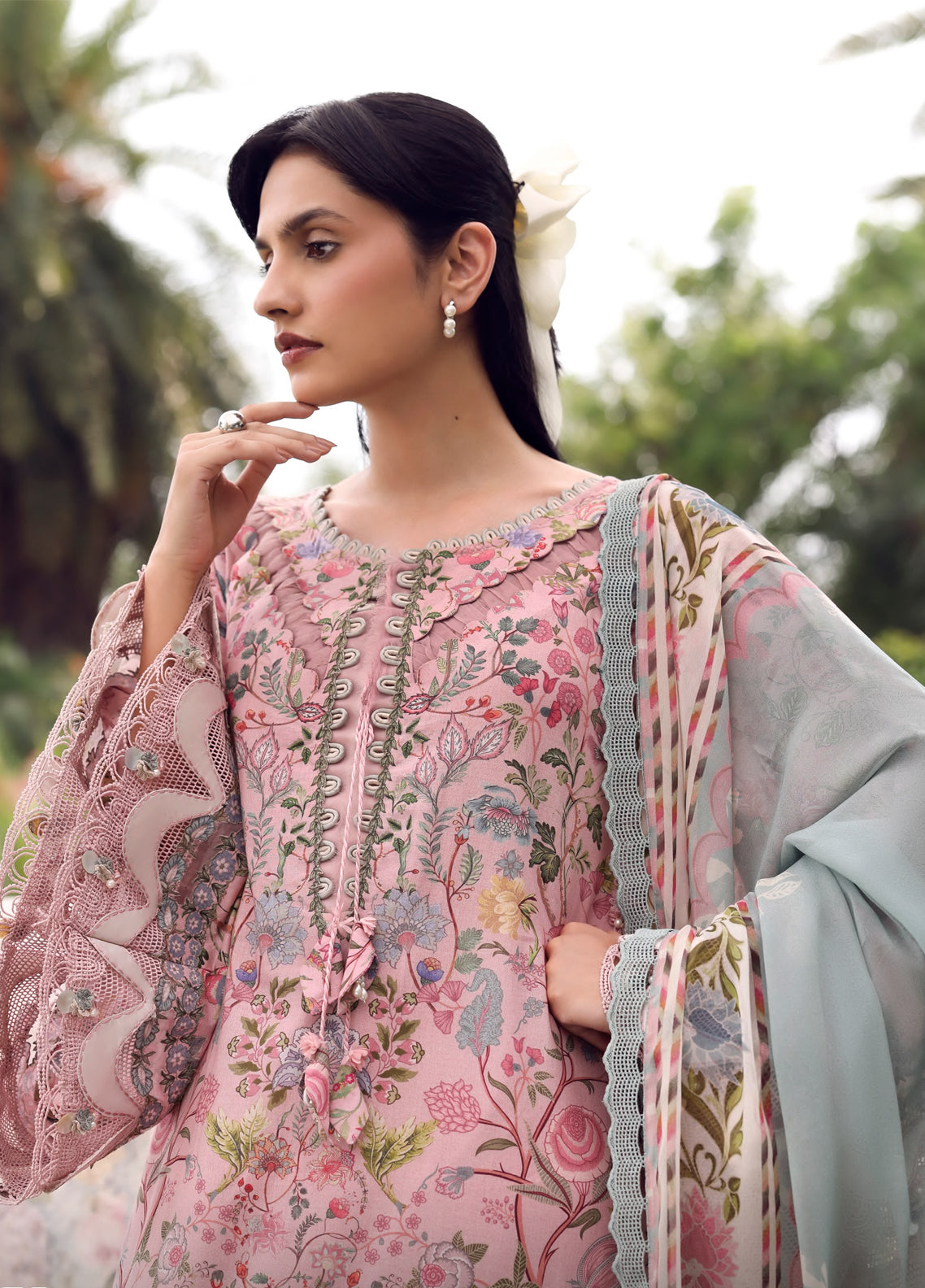 Belladore By Elaf Printed Lawn 3 Piece Unstitched Suit EF26BPC D-EPA-3A CHESSA Belladore By Elaf Printed Lawn 3 Piece Unstitched Suit EF26BPC D-EPA-3A CHESSA