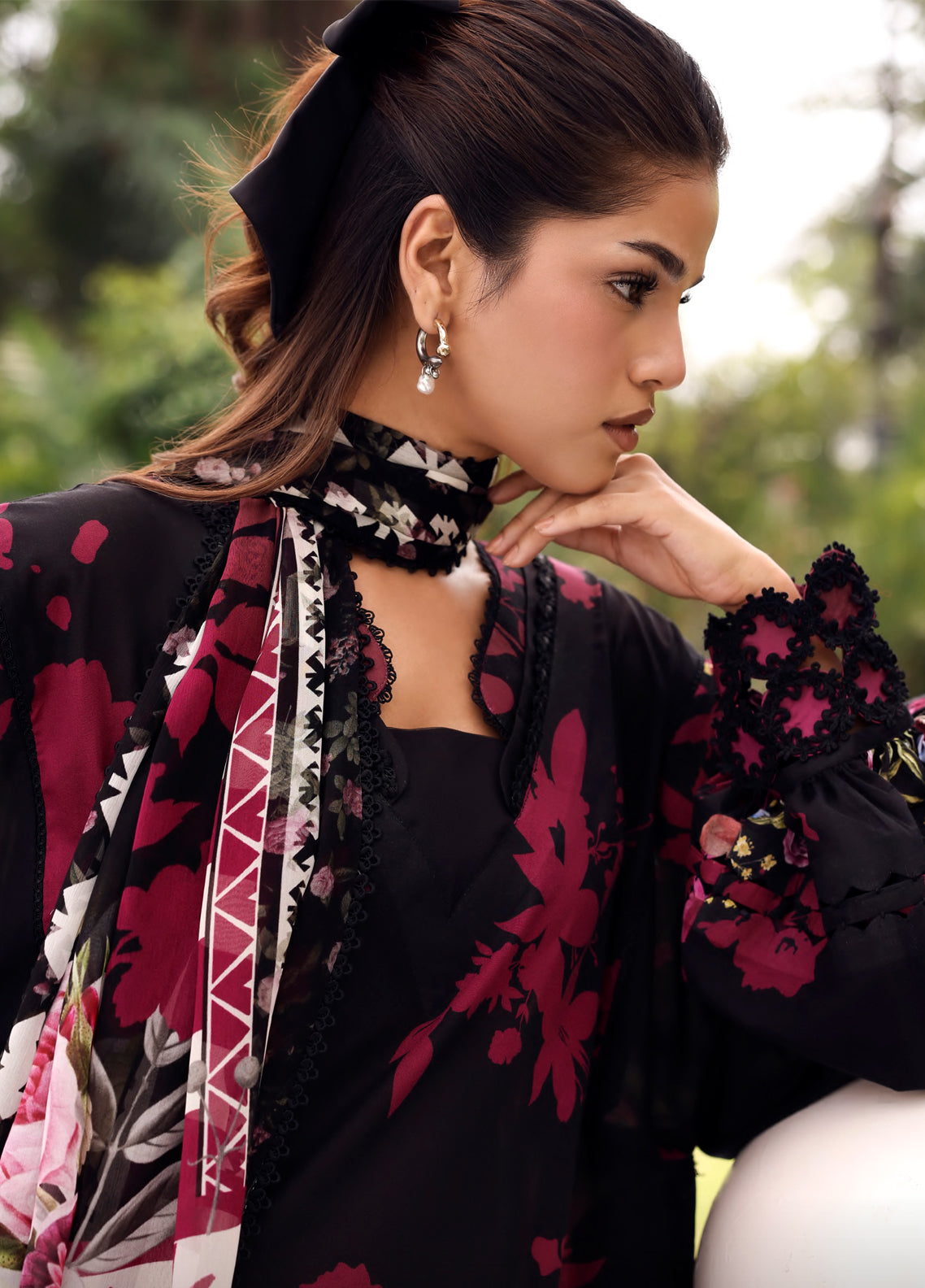 Belladore By Elaf Printed Lawn 3 Piece Unstitched Suit EF26BPC D-EPA-4A SCARLET Belladore By Elaf Printed Lawn 3 Piece Unstitched Suit EF26BPC D-EPA-4A SCARLET