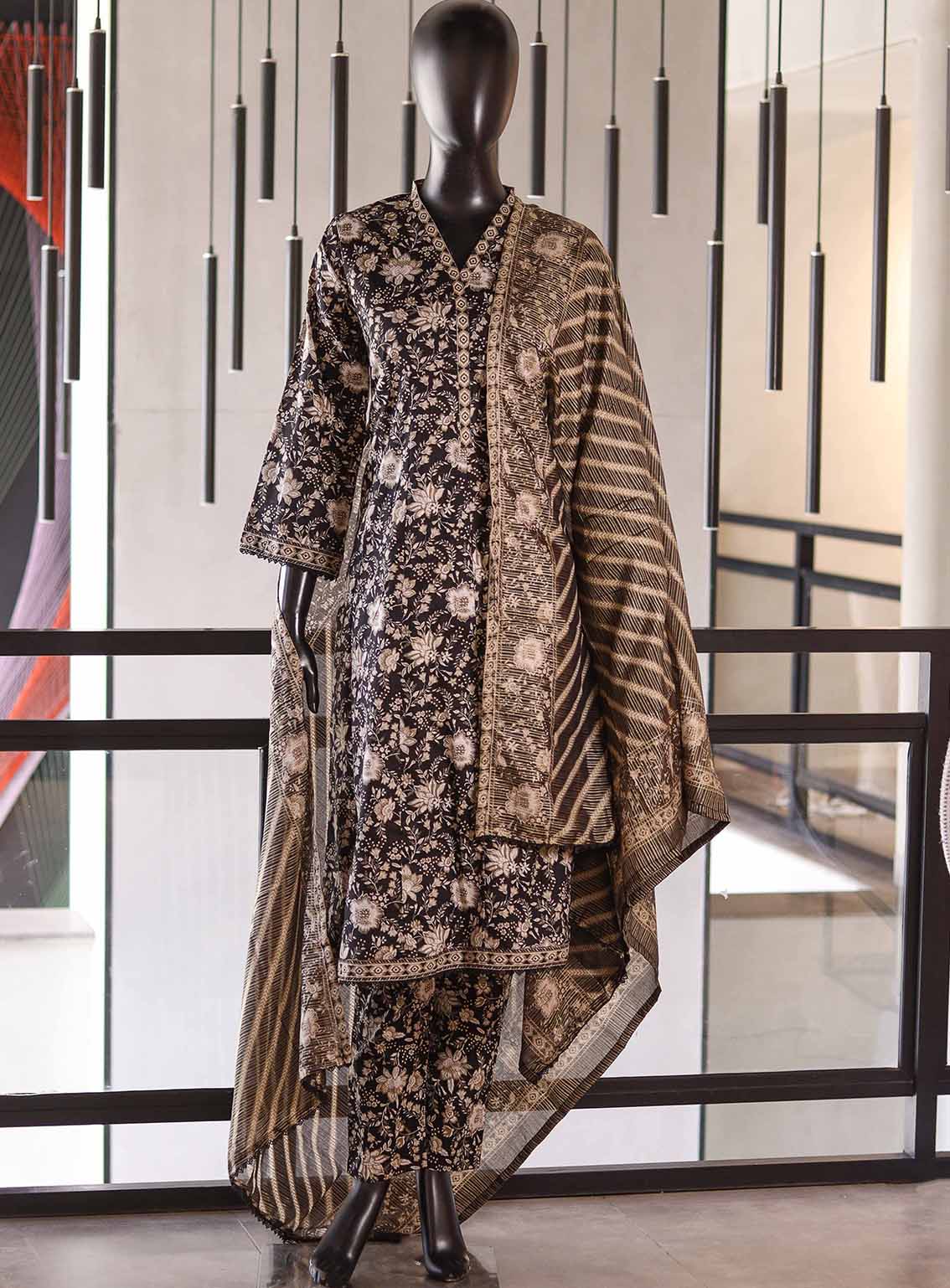 Bin Saeed Digital Printed Lawn Suits Stitched 3 Piece - BS25DPL RF01 Bin Saeed Digital Printed Lawn Suits Stitched 3 Piece - BS25DPL RF01