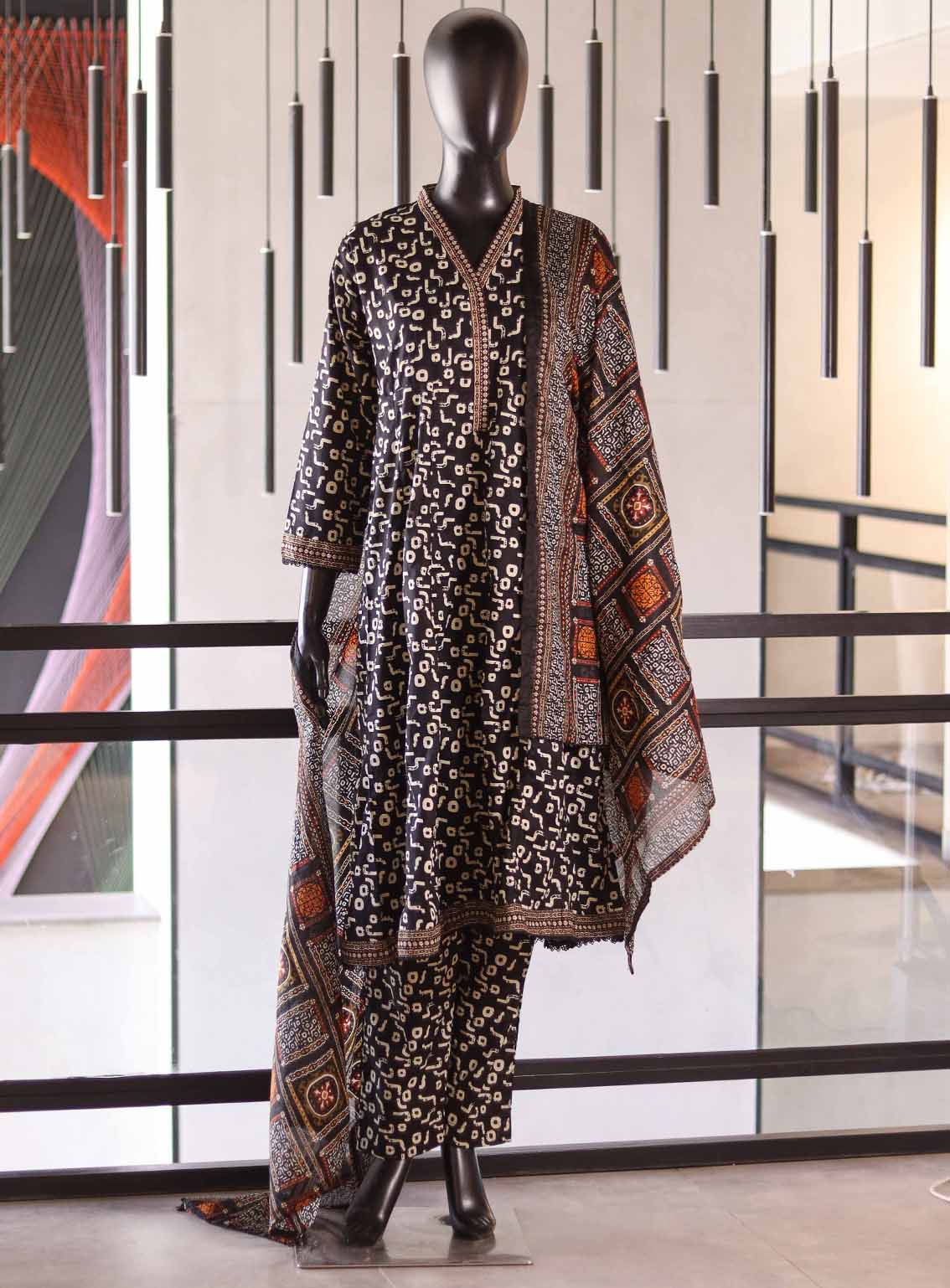 Bin Saeed Digital Printed Lawn Suits Stitched 3 Piece - BS25DPL RF02 Bin Saeed Digital Printed Lawn Suits Stitched 3 Piece - BS25DPL RF02