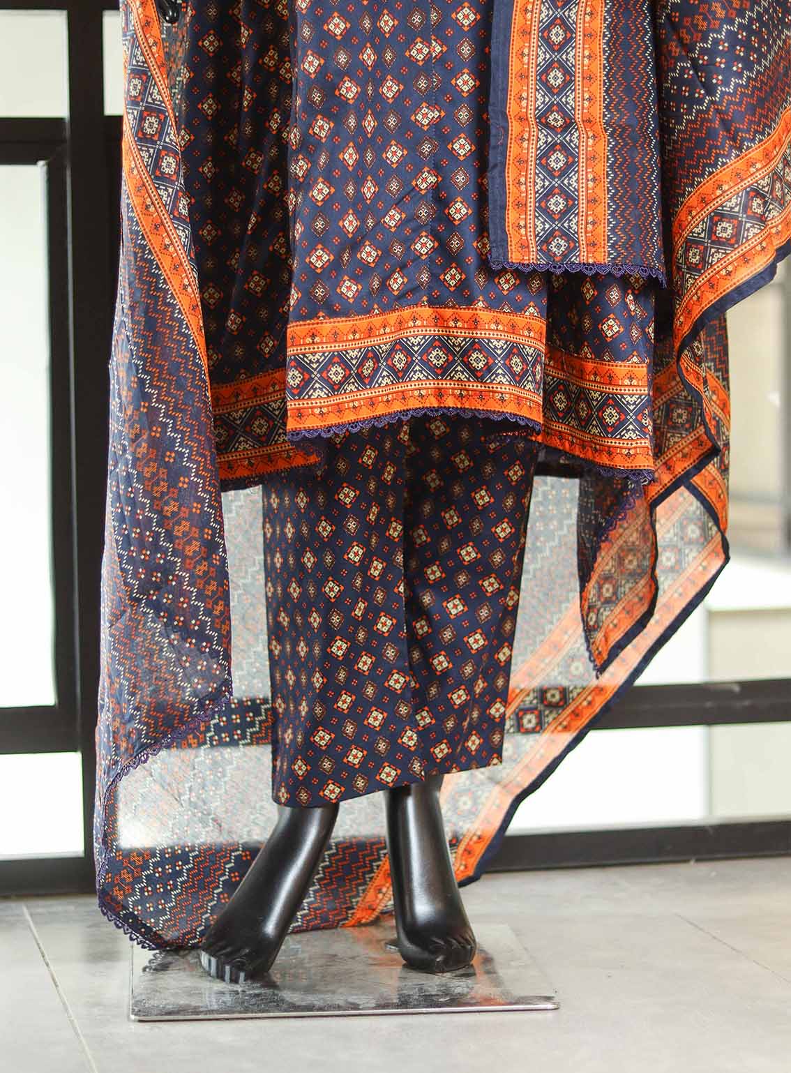 Bin Saeed Digital Printed Lawn Suits Stitched 3 Piece - BS25DPL RF12 Bin Saeed Digital Printed Lawn Suits Stitched 3 Piece - BS25DPL RF12