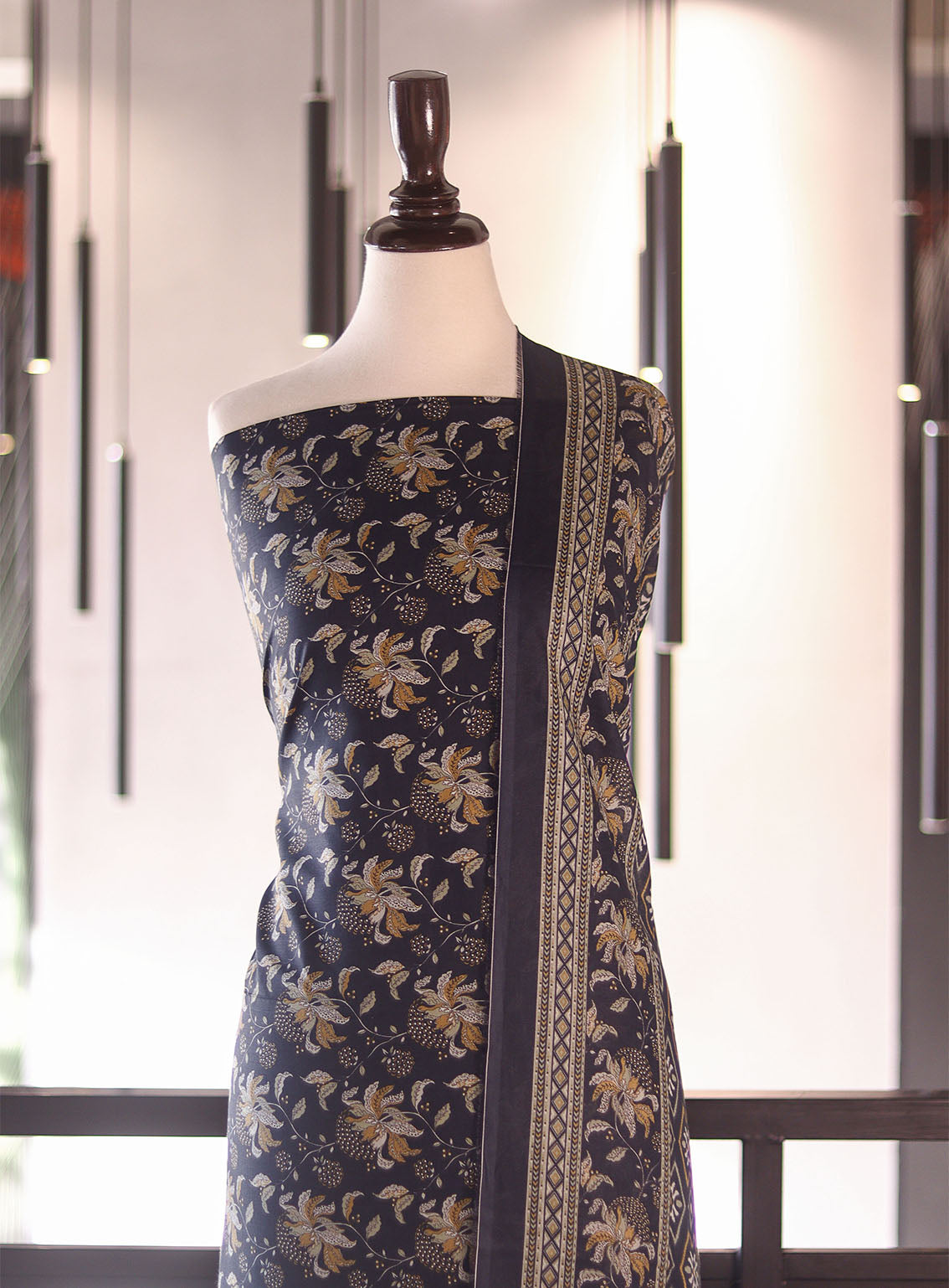 Bin Saeed Digital Printed Lawn Suits Unstitched 3 Piece - BS26P ALL136 Bin Saeed Digital Printed Lawn Suits Unstitched 3 Piece - BS26P ALL136