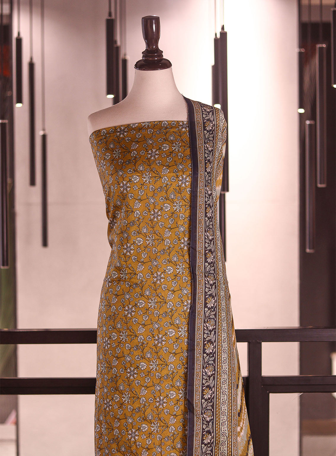 Bin Saeed Digital Printed Lawn Suits Unstitched 3 Piece BS26P 510 Bin Saeed Digital Printed Lawn Suits Unstitched 3 Piece BS26P 510