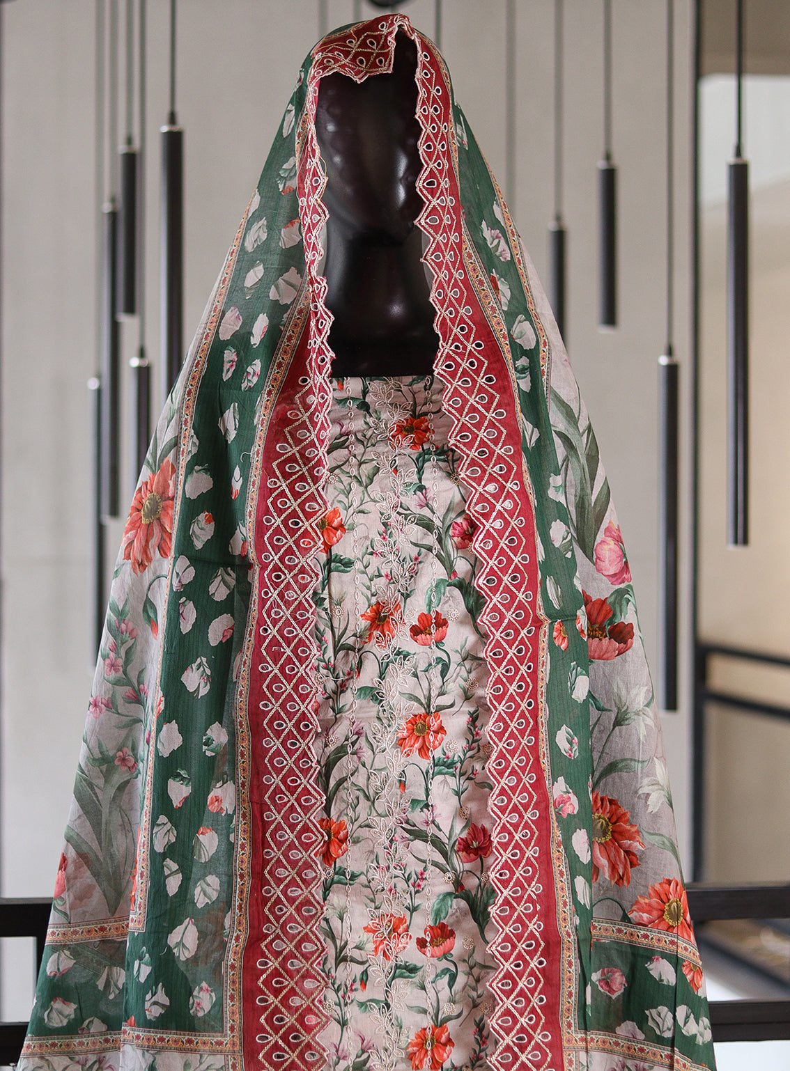 Bin Saeed Embroidered Lawn Suits Unstitched 3 Piece - BS25EC 07 Bin Saeed Embroidered Lawn Suits Unstitched 3 Piece - BS25EC 07