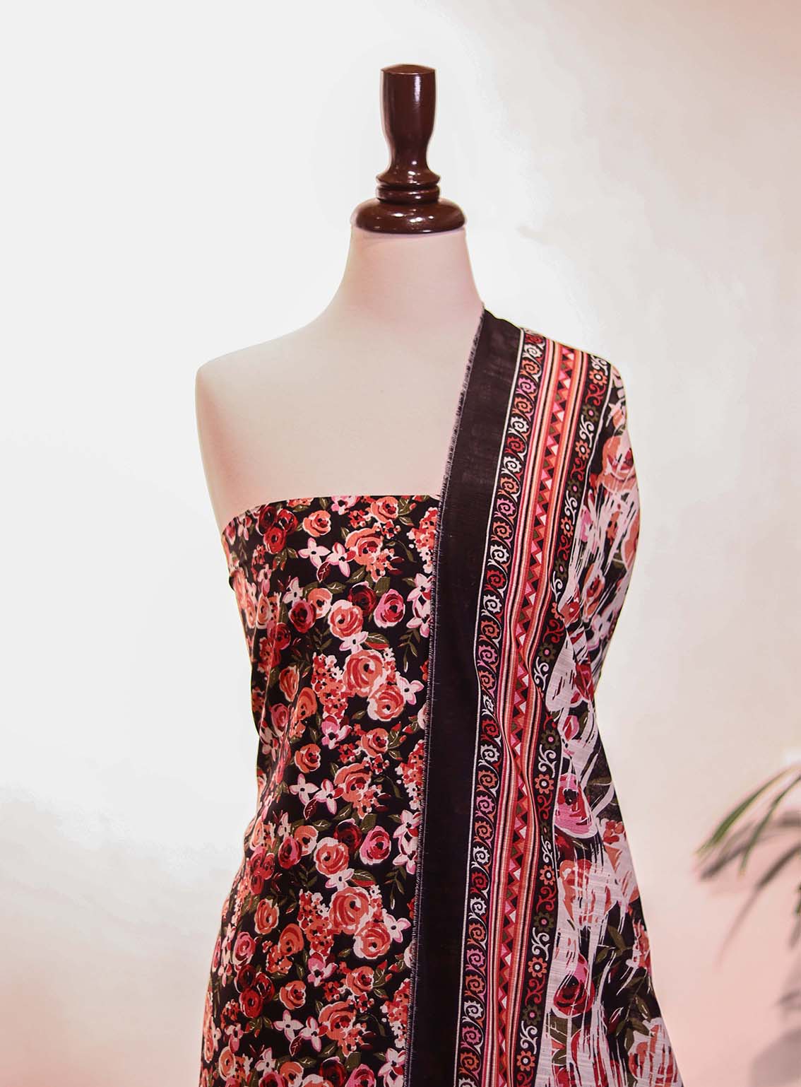 Bin Saeed Printed Khaddar Suits Unstitched 3 Piece - BS25K ALL05 Bin Saeed Printed Khaddar Suits Unstitched 3 Piece - BS25K ALL05