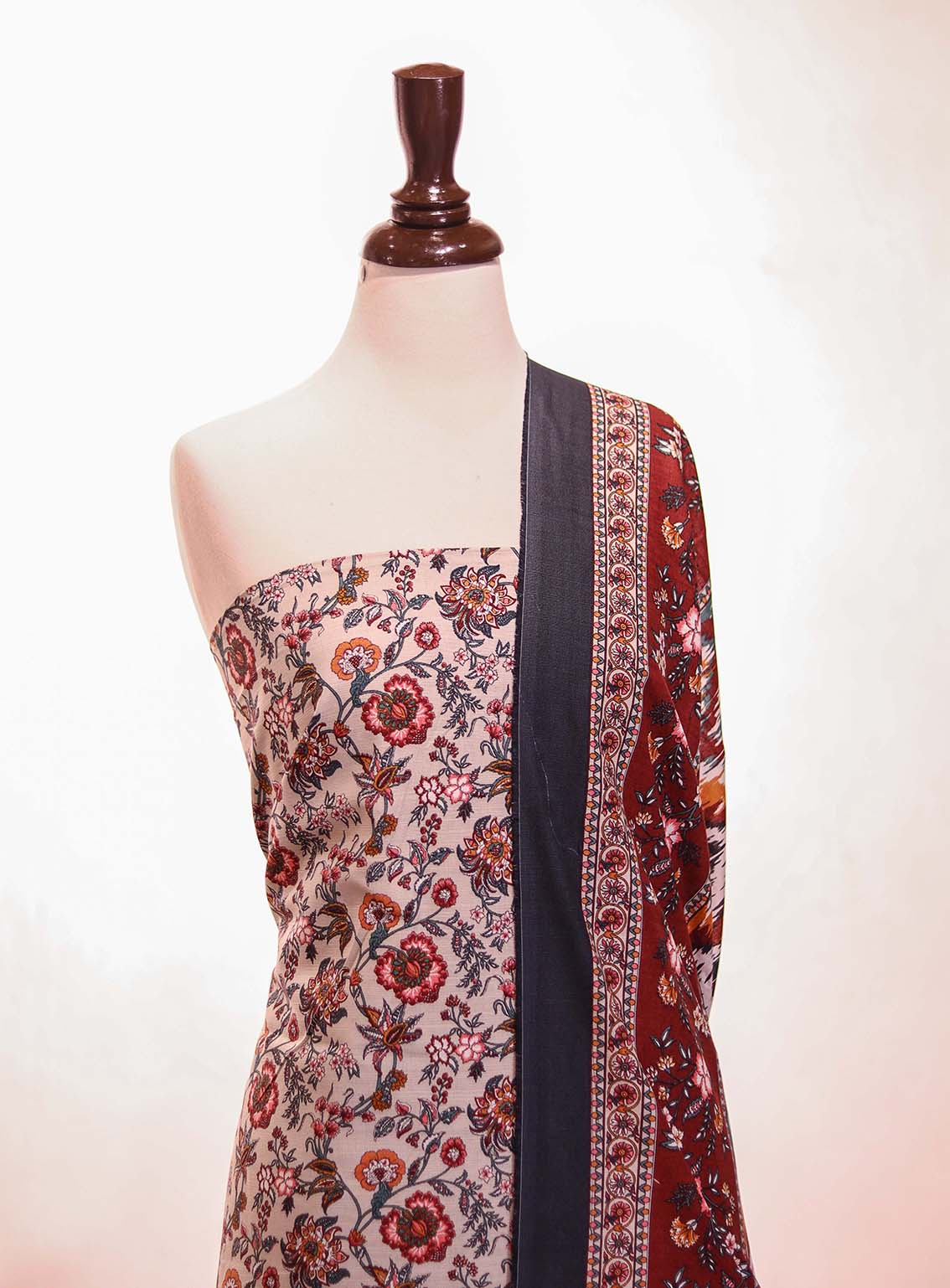 Bin Saeed Printed Khaddar Suits Unstitched 3 Piece - BS25K ALL16 Bin Saeed Printed Khaddar Suits Unstitched 3 Piece - BS25K ALL16