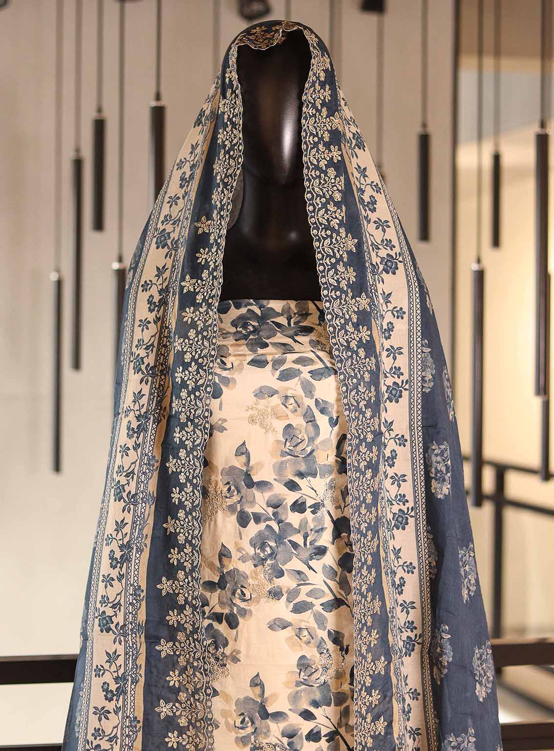 Bin Saeed Embroidered Lawn Suits Unstitched 3 Piece - BS25EC 19 Bin Saeed Embroidered Lawn Suits Unstitched 3 Piece - BS25EC 19