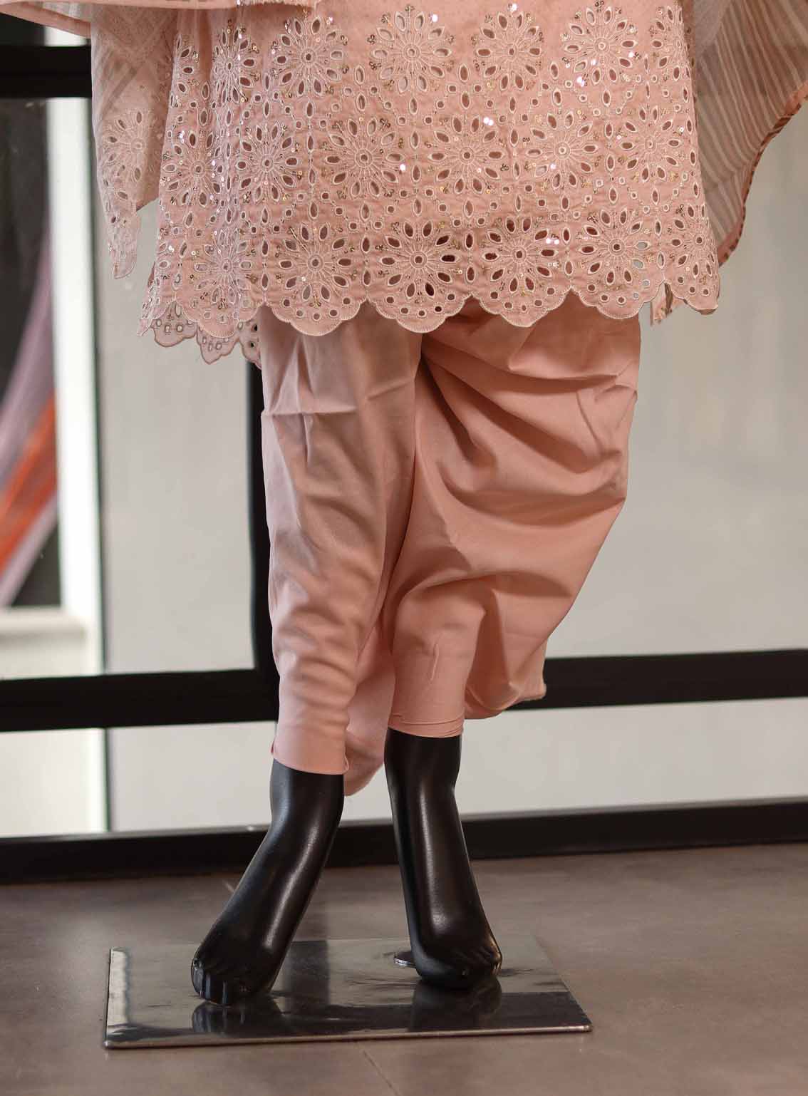 Bin Saeed Embroidered Lawn Suits Unstitched 3 Piece - BS25EC 200 Bin Saeed Embroidered Lawn Suits Unstitched 3 Piece - BS25EC 200