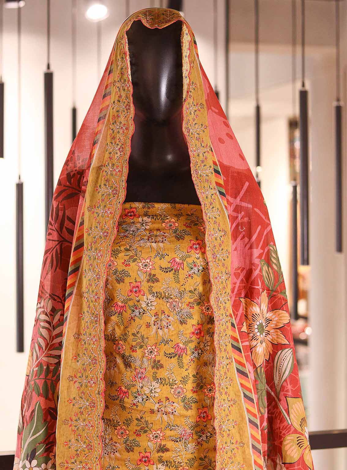 Bin Saeed Embroidered Lawn Suits Unstitched 3 Piece - BS25EC 23 Bin Saeed Embroidered Lawn Suits Unstitched 3 Piece - BS25EC 23