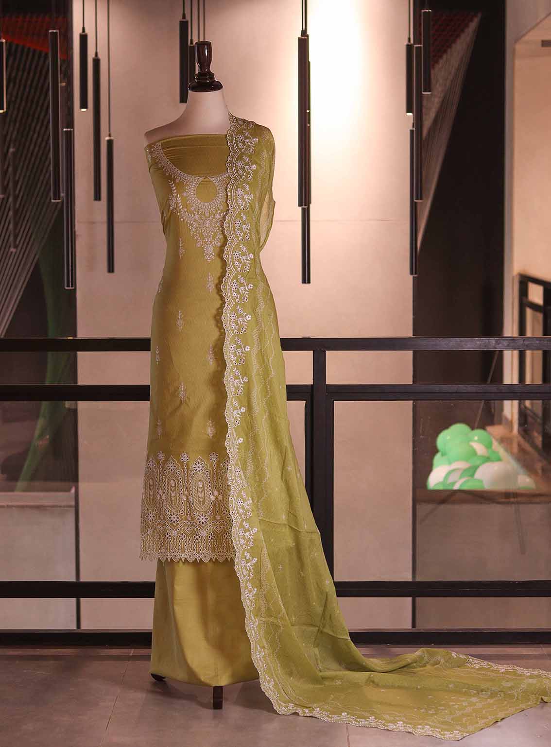 Bin Saeed Digital Embroidered Lawn 3 Piece Unstitched Suit BS26DEL D-986 Bin Saeed Digital Embroidered Lawn 3 Piece Unstitched Suit BS26DEL D-986