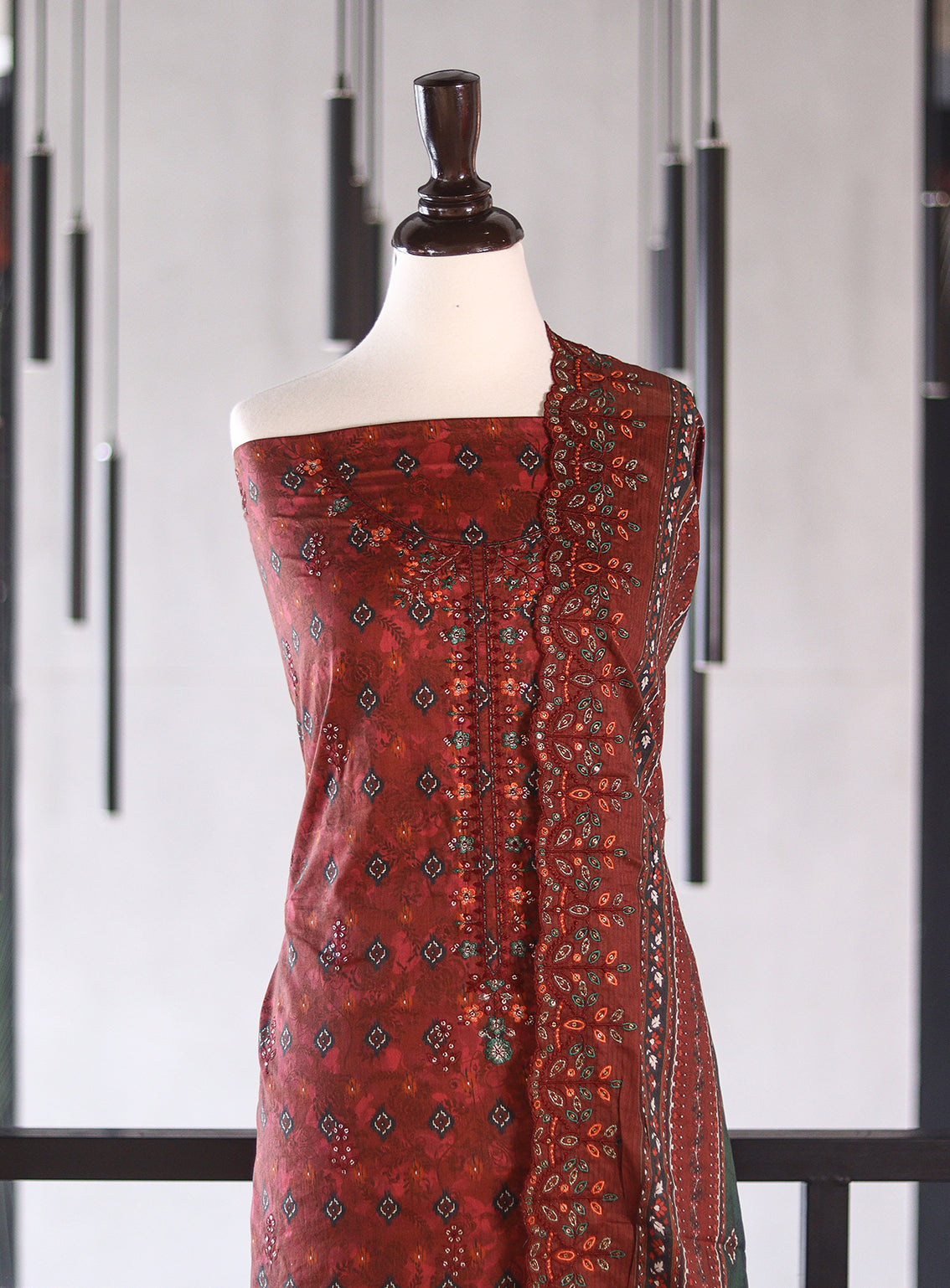 Bin Saeed Digital Embroidered Lawn 3 Piece Unstitched Suits BS26DEL D-792 Bin Saeed Digital Embroidered Lawn 3 Piece Unstitched Suits BS26DEL D-792