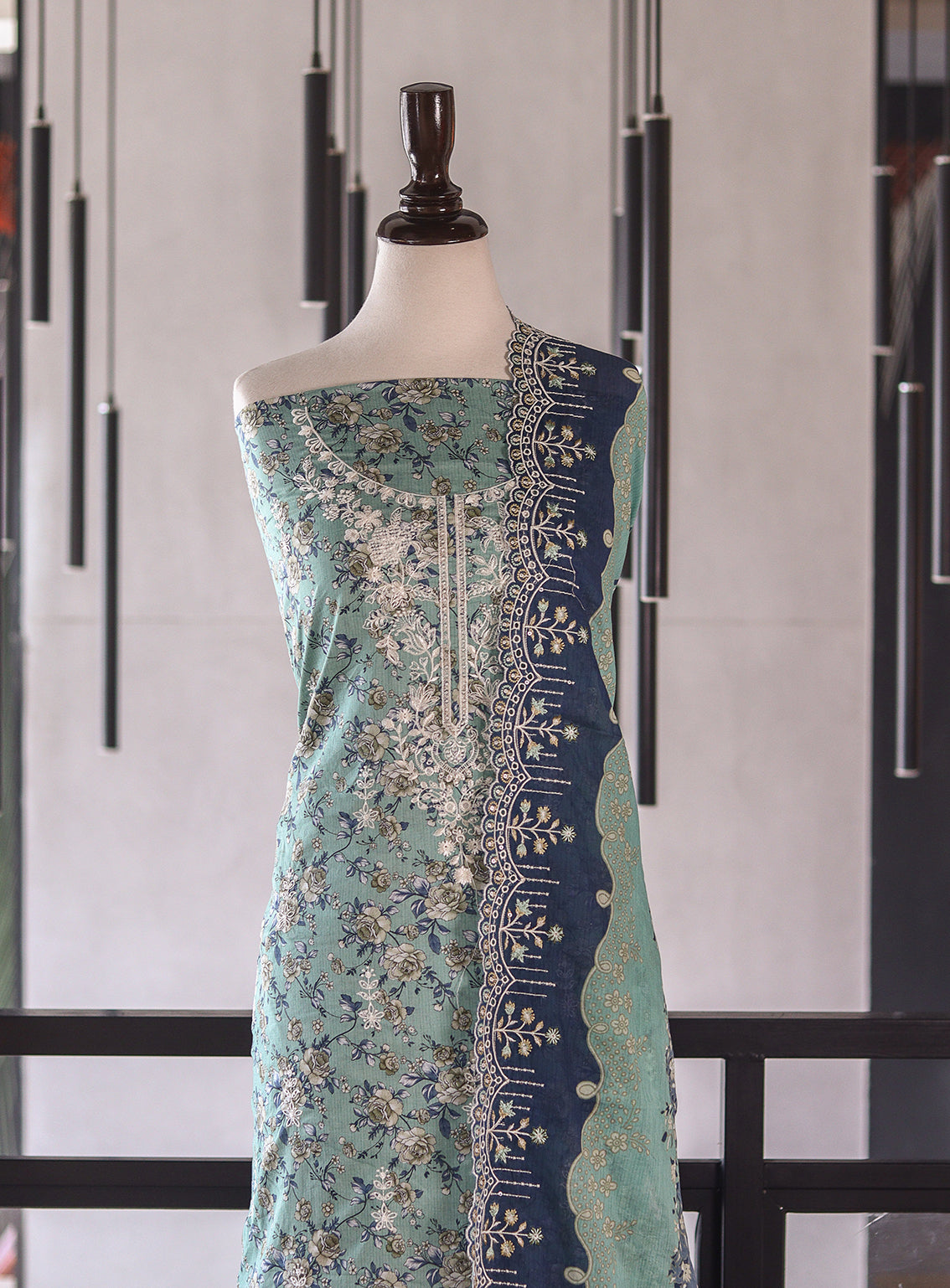 Bin Saeed Digital Embroidered Lawn 3 Piece Unstitched Suits BS26DEL D-805 Bin Saeed Digital Embroidered Lawn 3 Piece Unstitched Suits BS26DEL D-805