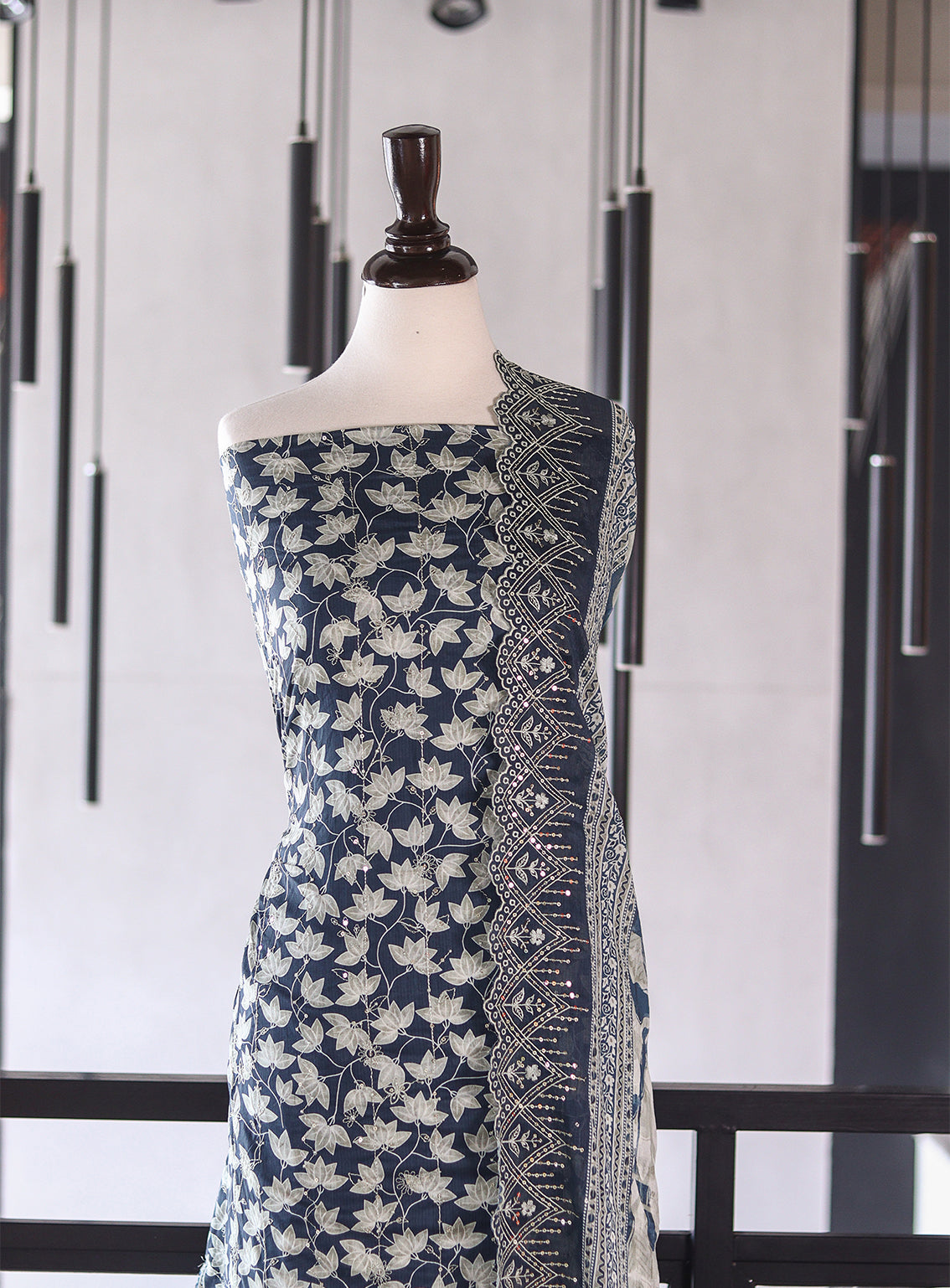 Bin Saeed Digital Embroidered Lawn 3 Piece Unstitched Suits BS26DEL D-806 Bin Saeed Digital Embroidered Lawn 3 Piece Unstitched Suits BS26DEL D-806