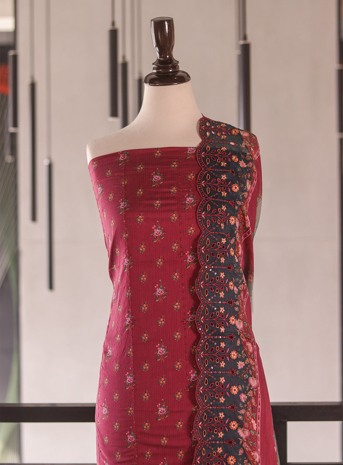 Bin Saeed Digital Embroidered Lawn 3 Piece Unstitched Suits BS26DEL D-810 Bin Saeed Digital Embroidered Lawn 3 Piece Unstitched Suits BS26DEL D-810