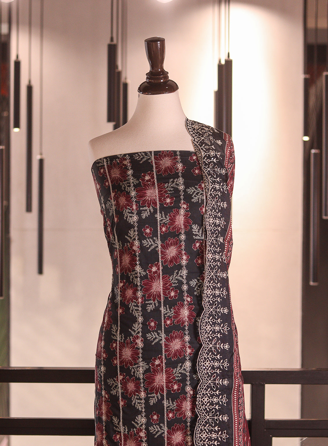 Bin Saeed Digital Embroidered Lawn 3 Piece Unstitched Suits BS26DEL D-812 Bin Saeed Digital Embroidered Lawn 3 Piece Unstitched Suits BS26DEL D-812