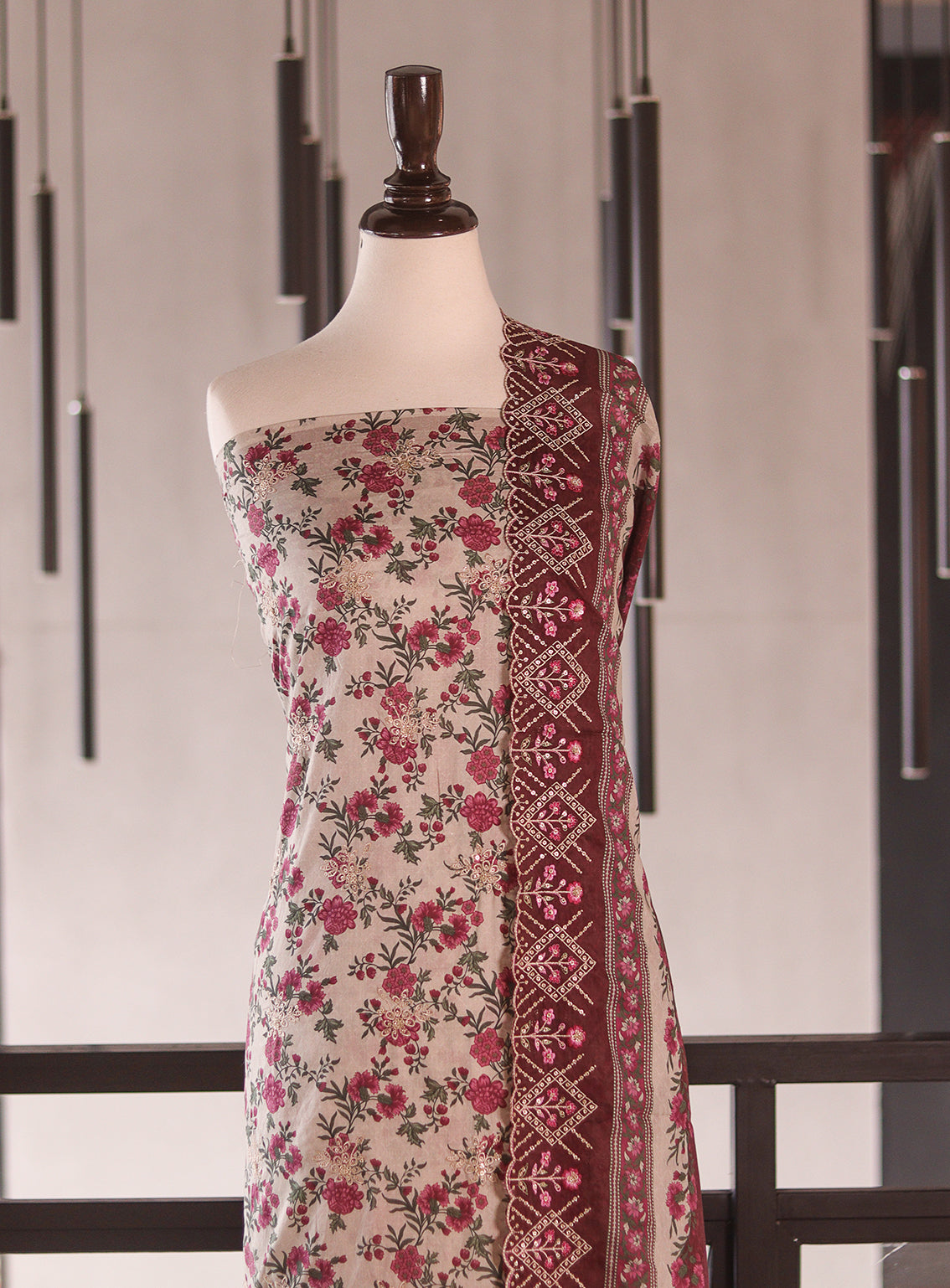 Bin Saeed Digital Embroidered Lawn 3 Piece Unstitched Suits BS26DEL D-813 Bin Saeed Digital Embroidered Lawn 3 Piece Unstitched Suits BS26DEL D-813