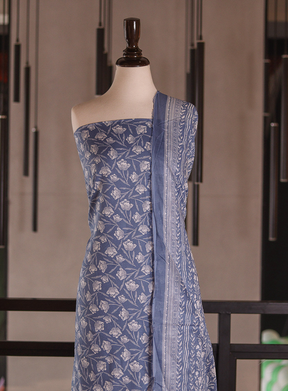 Bin Saeed Digital Printed Cotton 3 Piece Unstitched Suit BS26DPL D-ALL01-BLWH Bin Saeed Digital Printed Cotton 3 Piece Unstitched Suit BS26DPL D-ALL01-BLWH