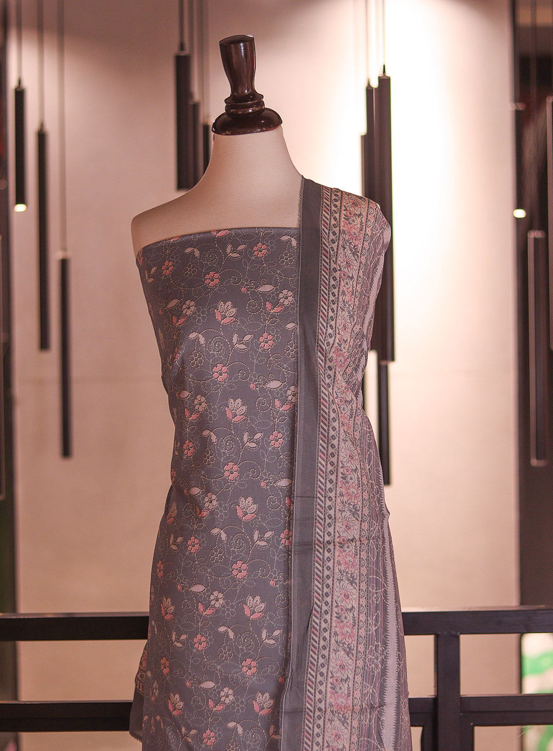 Bin Saeed Digital Printed Cotton 3 Piece Unstitched Suit BS26DPL D-ALL02-GY Bin Saeed Digital Printed Cotton 3 Piece Unstitched Suit BS26DPL D-ALL02-GY