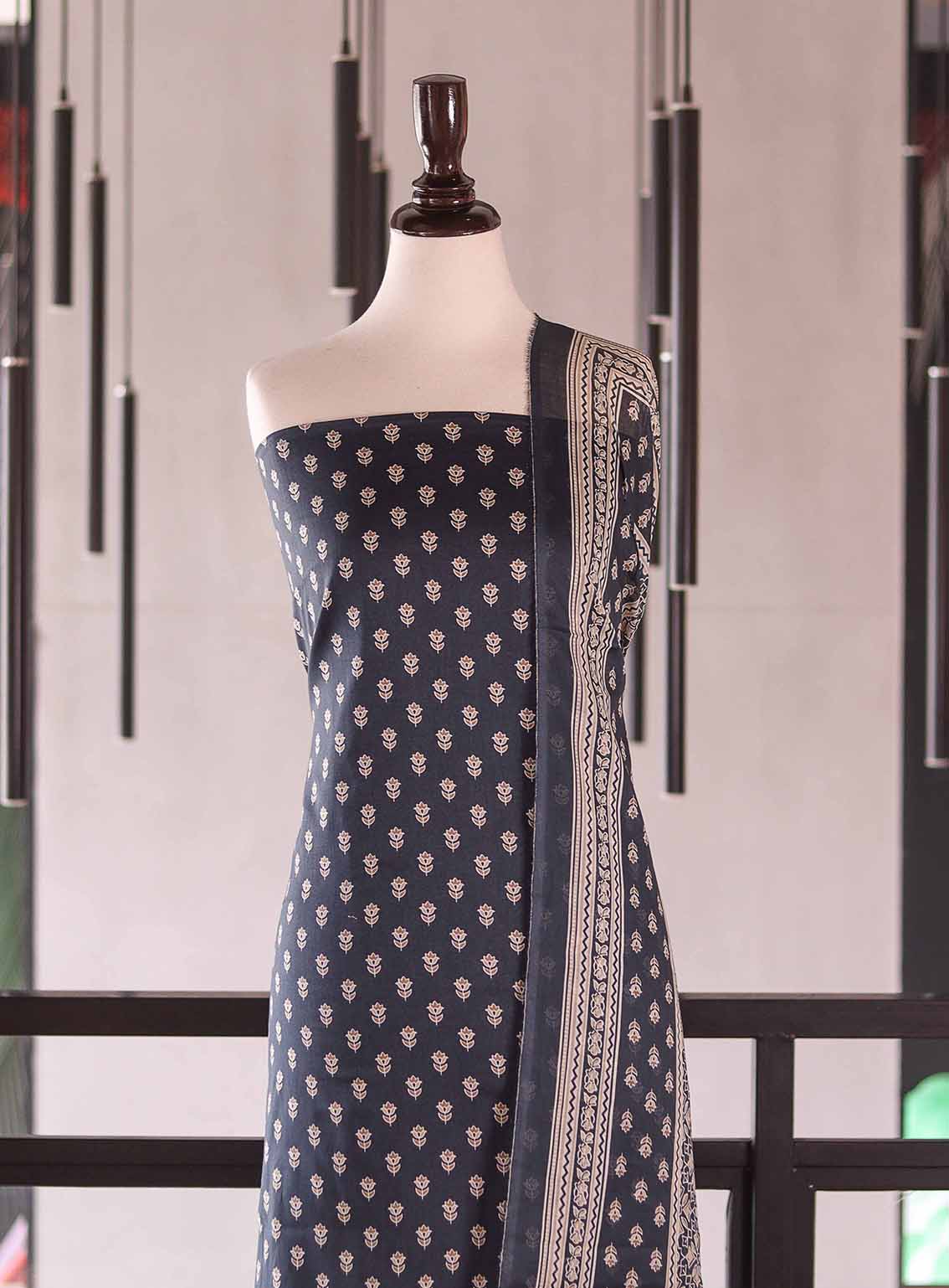 Bin Saeed Digital Printed Cotton 3 Piece Unstitched Suits BS26DPL D-134 Bin Saeed Digital Printed Cotton 3 Piece Unstitched Suits BS26DPL D-134