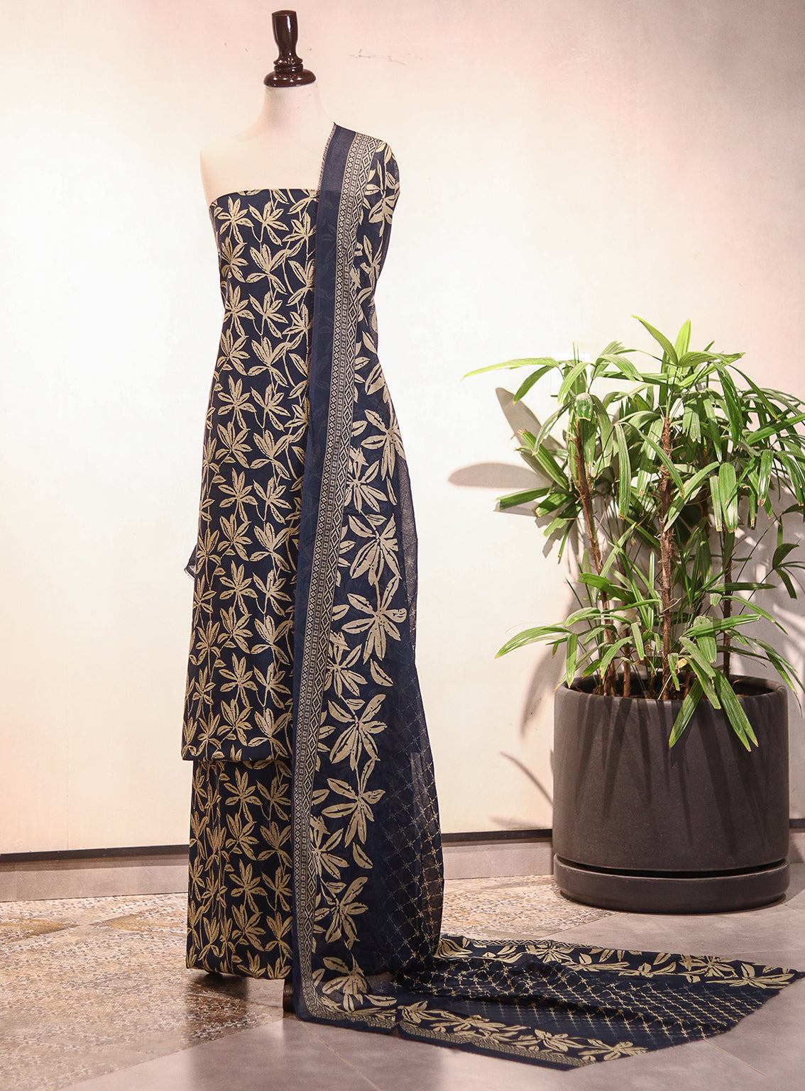 Bin Saeed Digital Printed Lawn 3 Piece Unstitched Suit BS26P D-ALL48 Bin Saeed Digital Printed Lawn 3 Piece Unstitched Suit BS26P D-ALL48