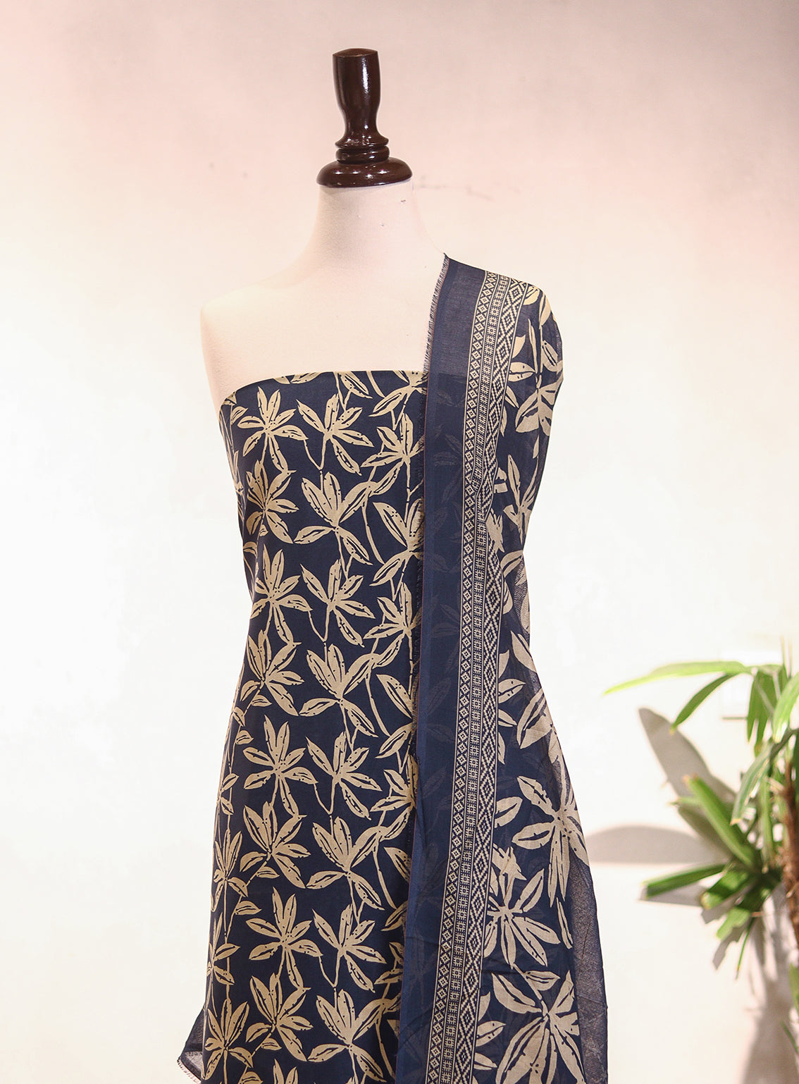 Bin Saeed Digital Printed Lawn 3 Piece Unstitched Suit BS26P D-ALL48 Bin Saeed Digital Printed Lawn 3 Piece Unstitched Suit BS26P D-ALL48