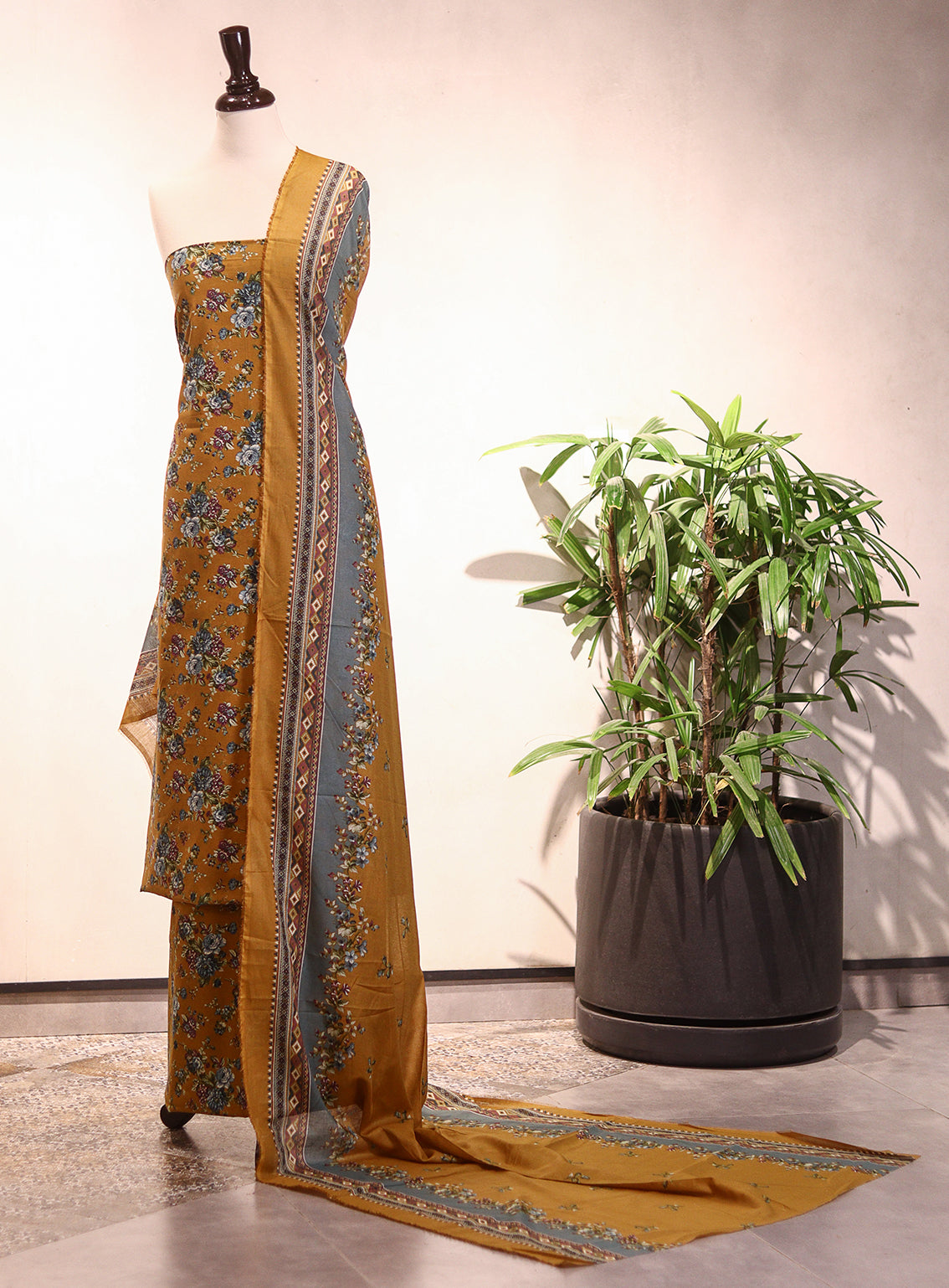 Bin Saeed Digital Printed Lawn 3 Piece Unstitched Suit BS26P D-ALL54 Bin Saeed Digital Printed Lawn 3 Piece Unstitched Suit BS26P D-ALL54