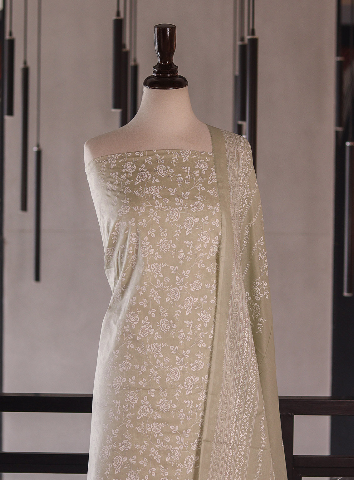 Bin Saeed Digital Printed Lawn 3 Piece Unstitched Suits BS26DPL D-1075 Bin Saeed Digital Printed Lawn 3 Piece Unstitched Suits BS26DPL D-1075