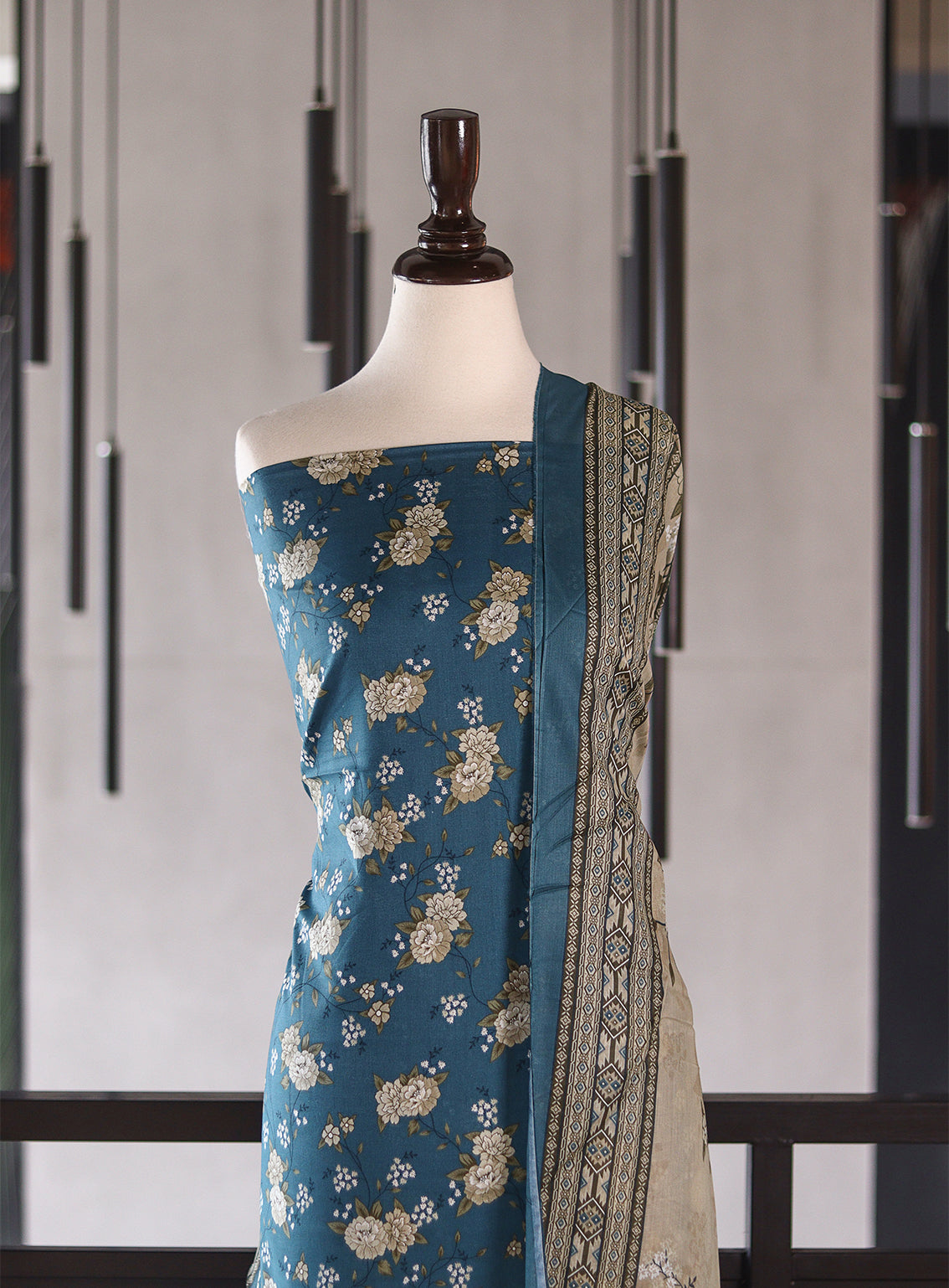 Bin Saeed Digital Printed Lawn 3 Piece Unstitched Suits BS26DPL D-194 Bin Saeed Digital Printed Lawn 3 Piece Unstitched Suits BS26DPL D-194