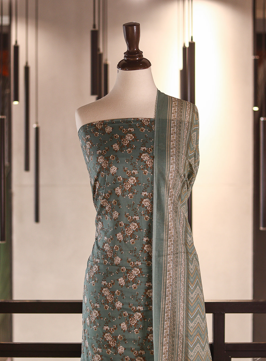 Bin Saeed Digital Printed Lawn 3 Piece Unstitched Suits BS26DPL D-605 Bin Saeed Digital Printed Lawn 3 Piece Unstitched Suits BS26DPL D-605