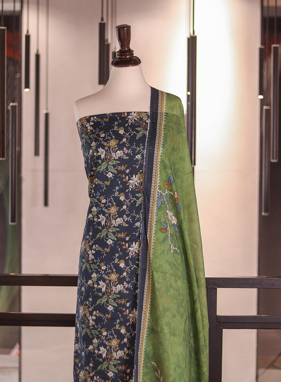 Bin Saeed Digital Printed Lawn 3 Piece Unstitched Suits BS26DPL D-990 Bin Saeed Digital Printed Lawn 3 Piece Unstitched Suits BS26DPL D-990