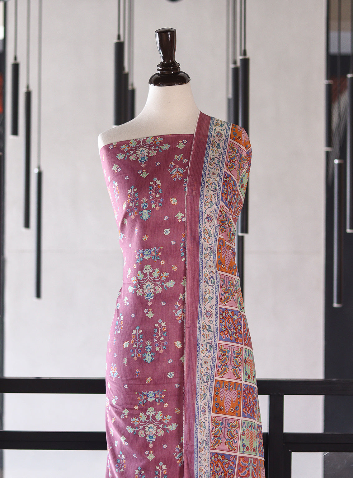 Bin Saeed Digital Printed Lawn 3 Piece Unstitched Suits BS26DPL D-ALL154 Bin Saeed Digital Printed Lawn 3 Piece Unstitched Suits BS26DPL D-ALL154