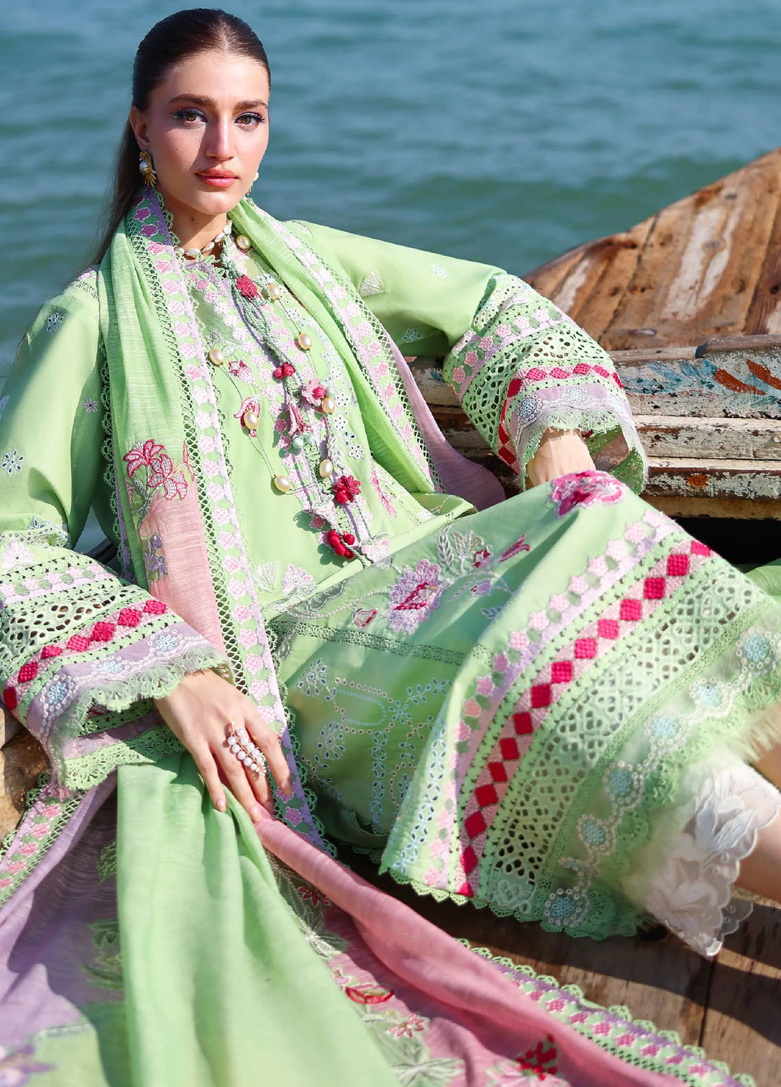 Breeze By Saira Shakira Luxury Embroidered Lawn 3 Piece Unstitched Suit SSH26BLL D-2B NOOR Breeze By Saira Shakira Luxury Embroidered Lawn 3 Piece Unstitched Suit SSH26BLL D-2B NOOR
