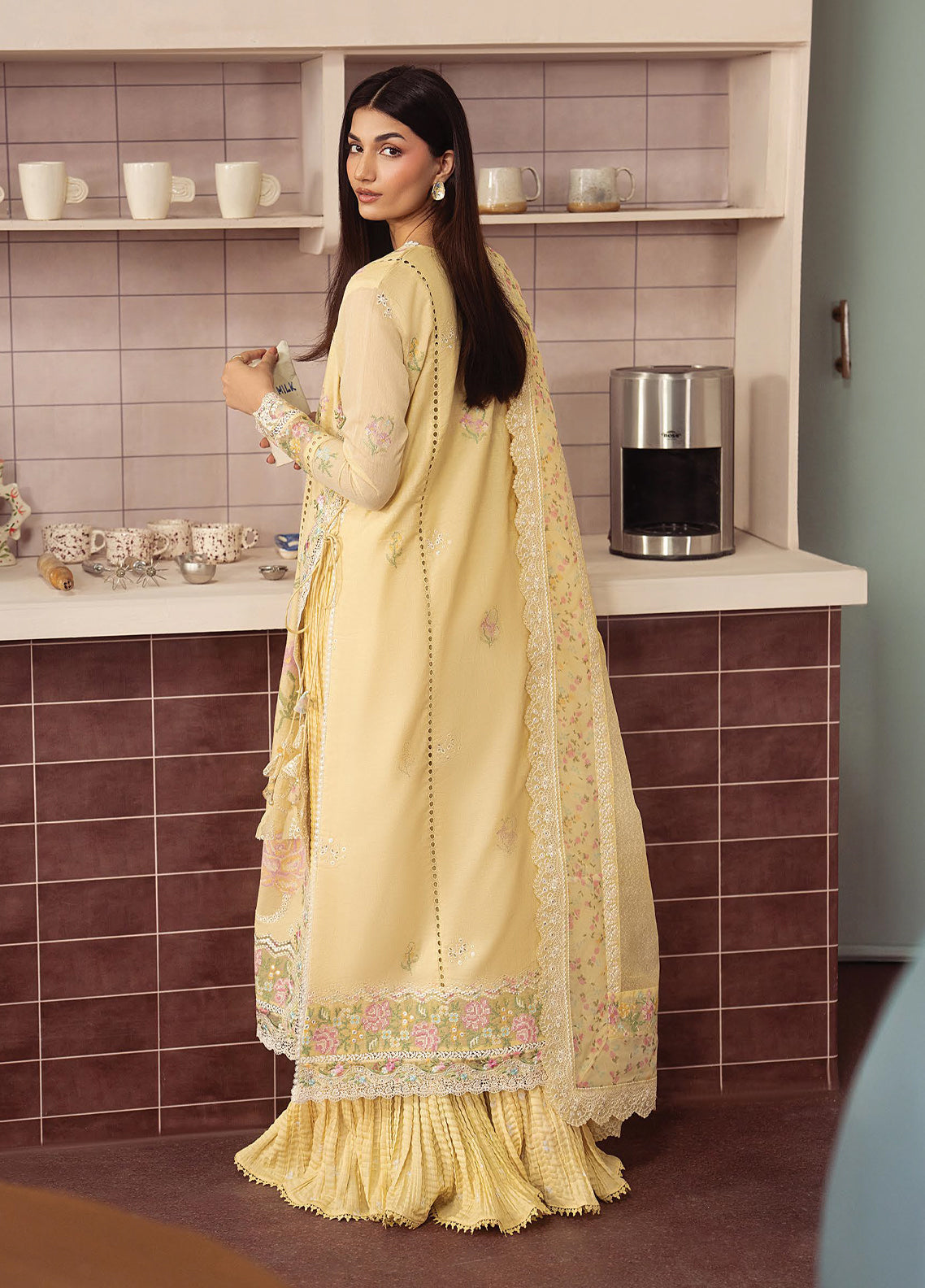 Brewed By Ayzel Luxury Embroidered Lawn 3 Piece Unstitched Suit AZL26BLL D-147 CREMA Brewed By Ayzel Luxury Embroidered Lawn 3 Piece Unstitched Suit AZL26BLL D-147 CREMA
