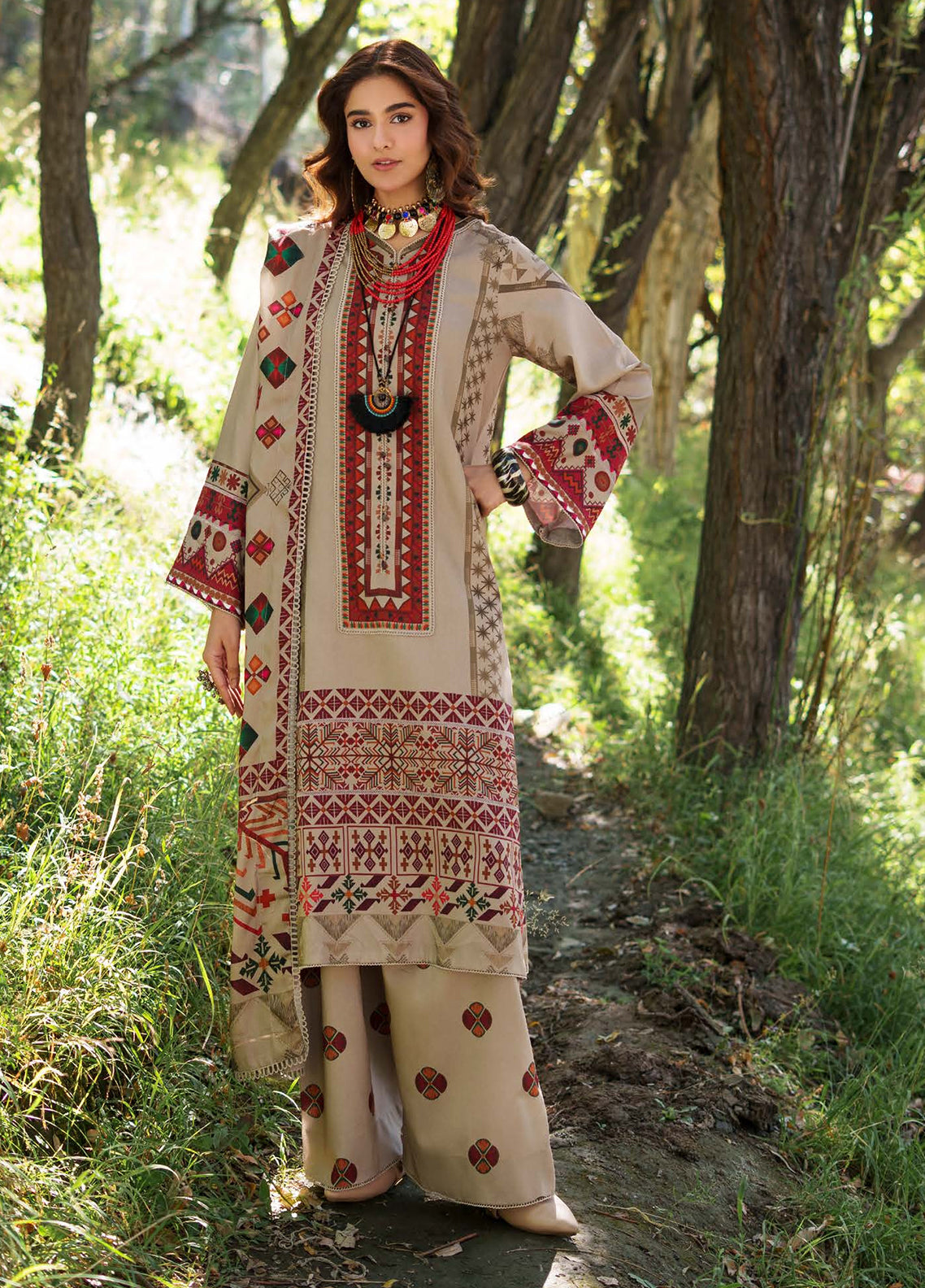 C-Prints By Charizma Printed Linen 3 Piece Unstitched Suit CH26CPL D-CPW6-01 C-Prints By Charizma Printed Linen 3 Piece Unstitched Suit CH26CPL D-CPW6-01