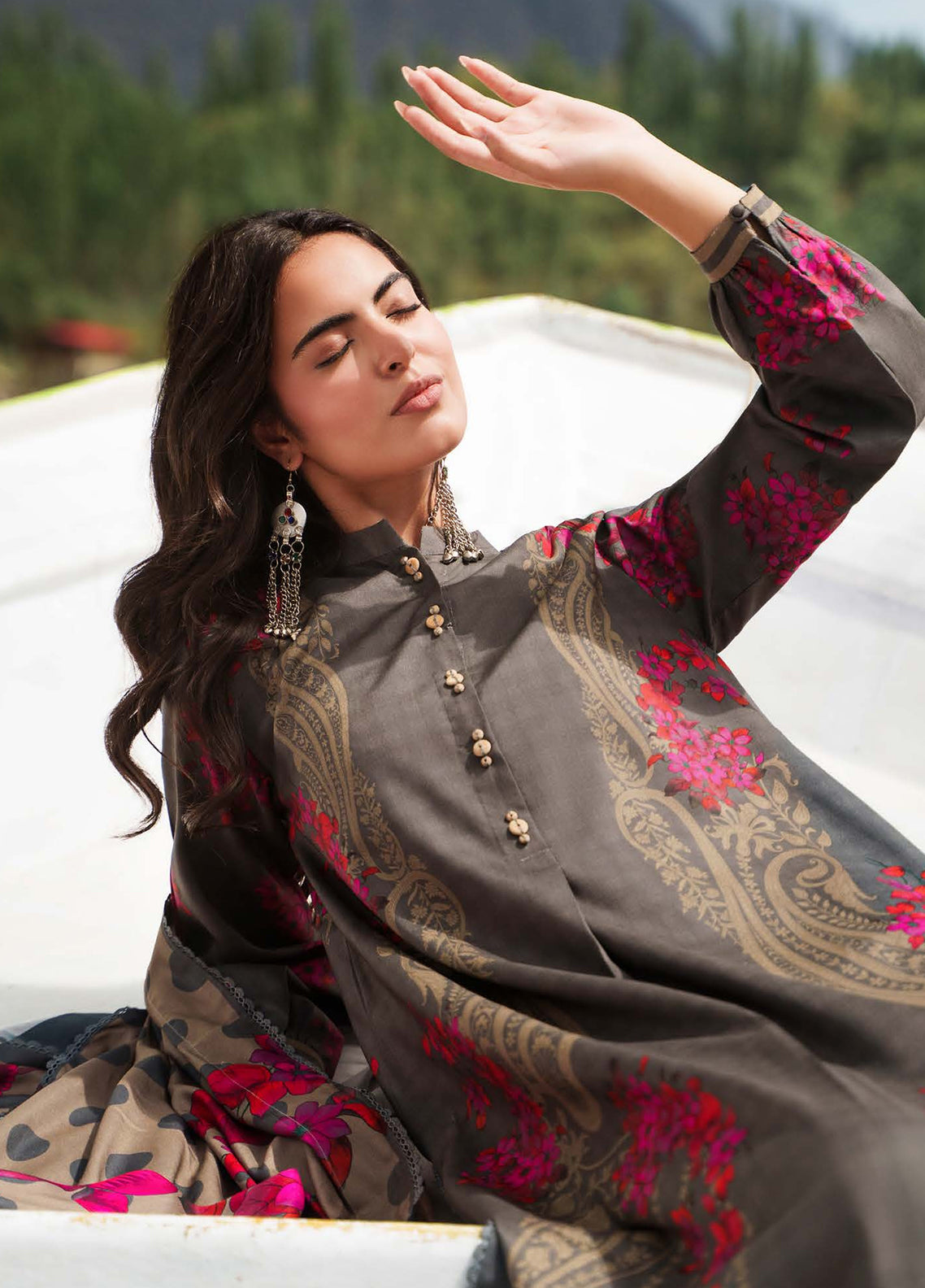 C-Prints By Charizma Printed Linen 3 Piece Unstitched Suit CH26CPL D-CPW6-04 C-Prints By Charizma Printed Linen 3 Piece Unstitched Suit CH26CPL D-CPW6-04