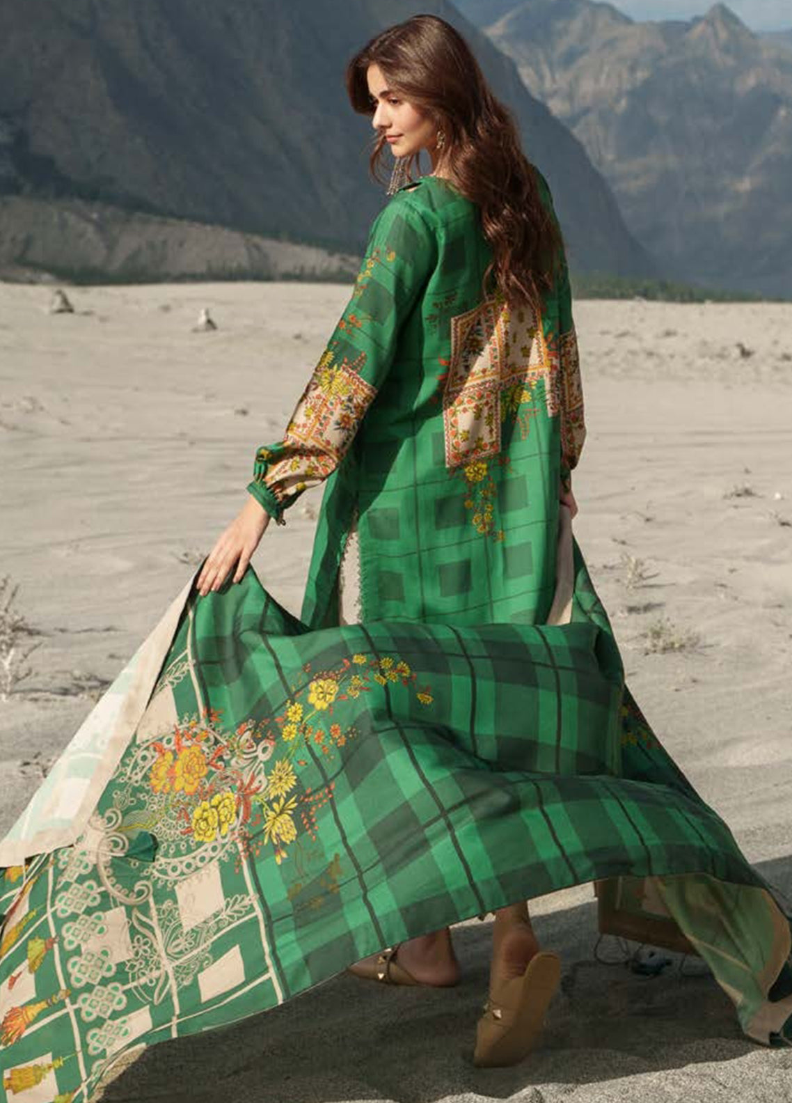 C-Prints By Charizma Printed Linen 3 Piece Unstitched Suit CH26CPL D-CPW6-08 C-Prints By Charizma Printed Linen 3 Piece Unstitched Suit CH26CPL D-CPW6-08