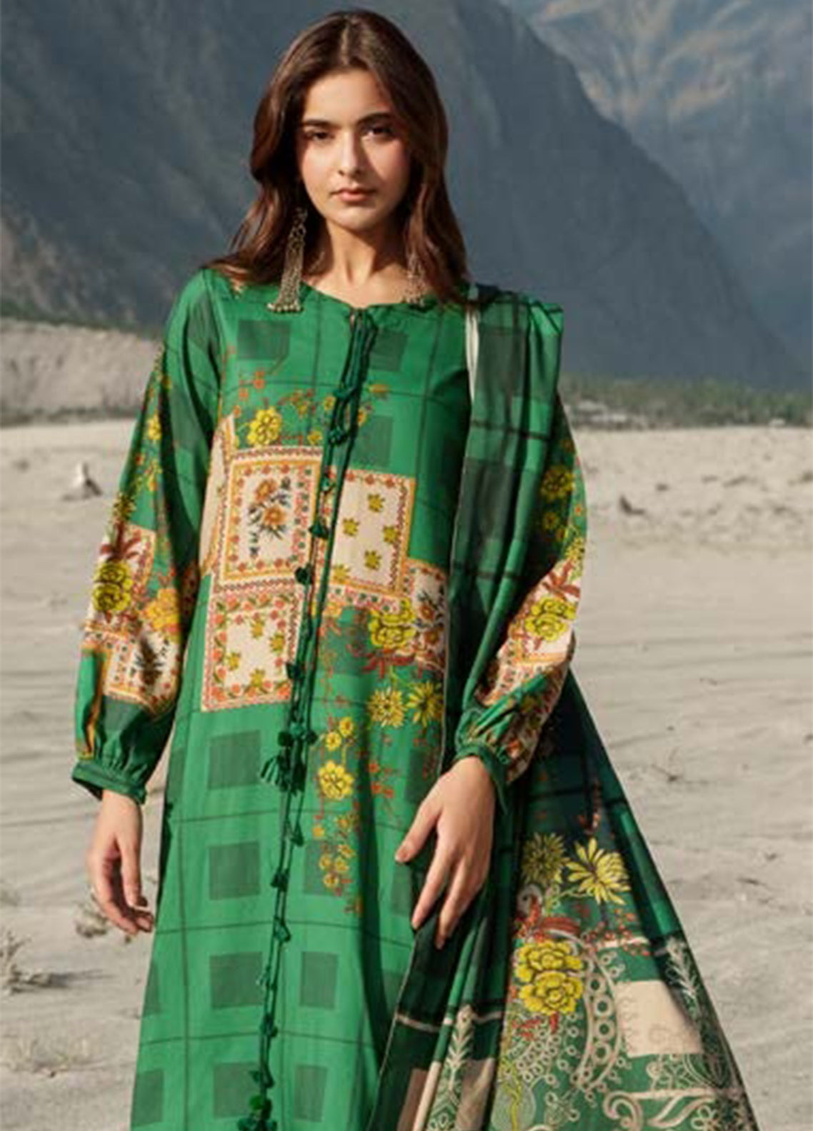 C-Prints By Charizma Printed Linen 3 Piece Unstitched Suit CH26CPL D-CPW6-08 C-Prints By Charizma Printed Linen 3 Piece Unstitched Suit CH26CPL D-CPW6-08