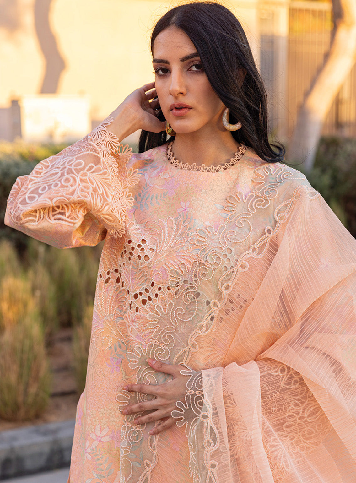 Carnation by Rang Rasiya Embroidered Lawn Suits Unstitched 3 Piece - RR25CL 04 ZINNIA Carnation by Rang Rasiya Embroidered Lawn Suits Unstitched 3 Piece - RR25CL 04 ZINNIA